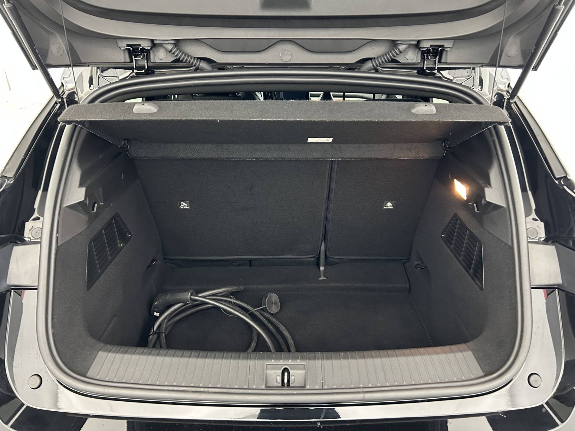 Vente en ligne Renault Megane E-Tech  EV60 220 ch super charge au prix de 23 990 €