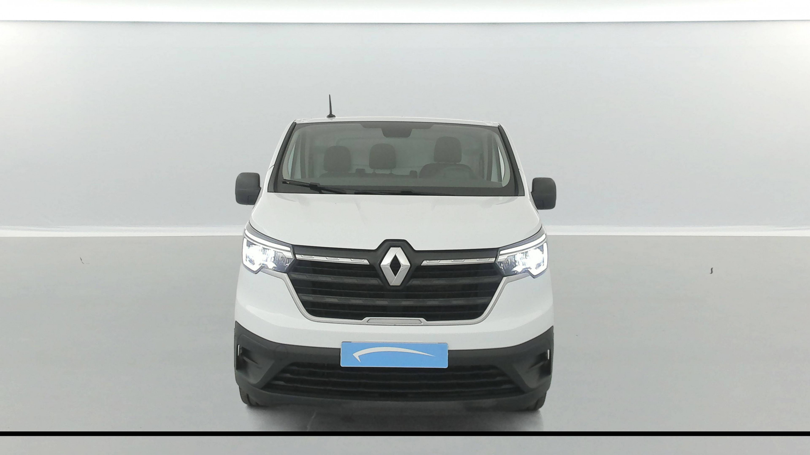 Vente en ligne Renault Trafic 3 Fourgon TRAFIC FGN L2H1 3000 KG BLUE DCI 130 au prix de 25 000 €