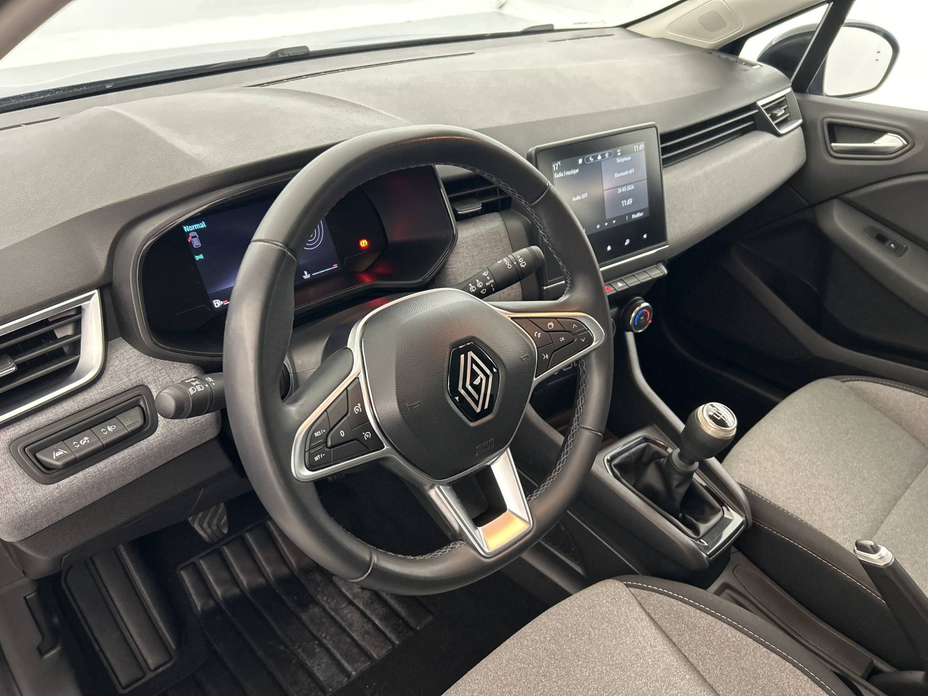 Vente en ligne Renault Clio 5 Clio TCe 90 au prix de 15 290 €