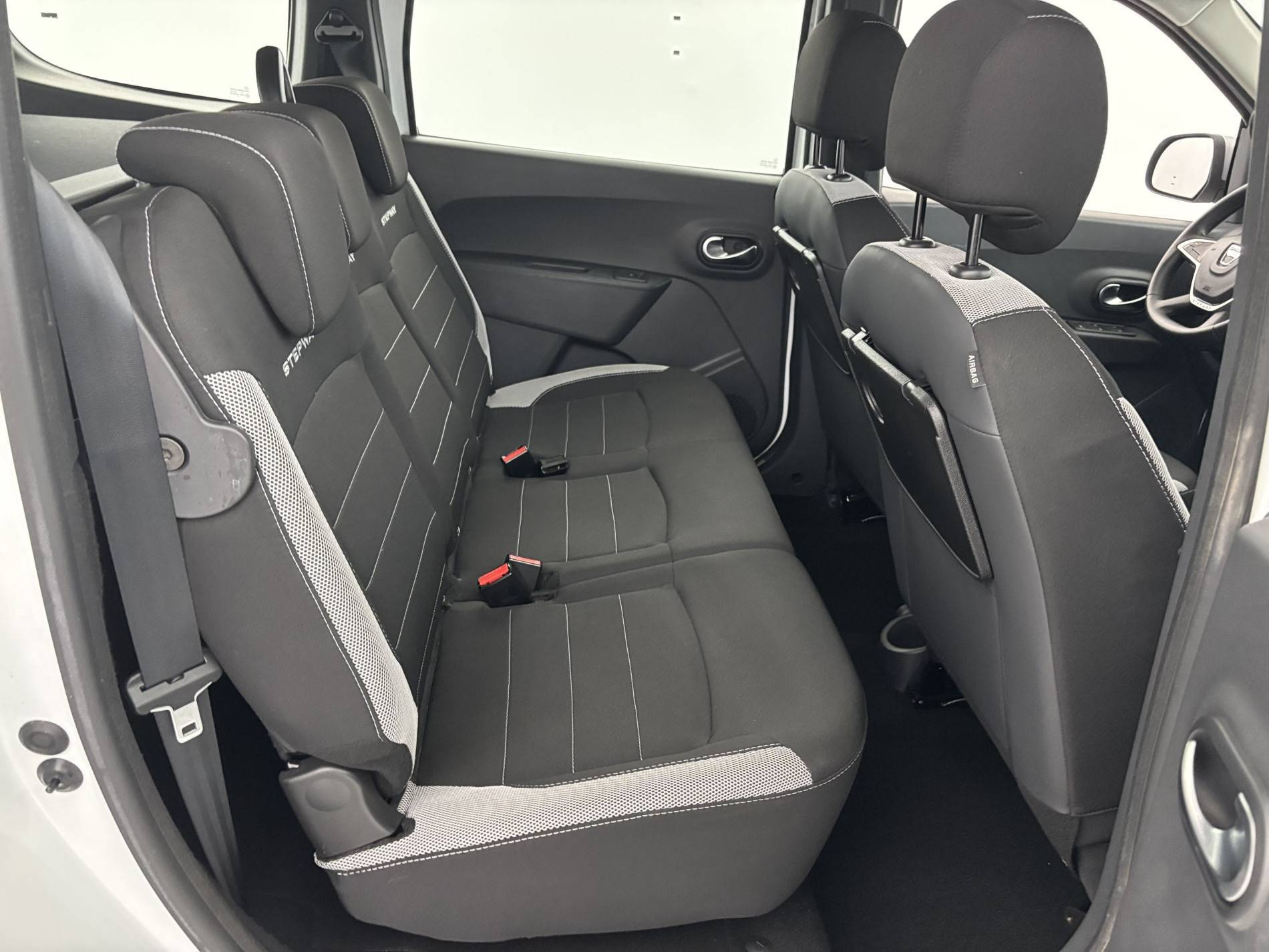 Vente en ligne Dacia Lodgy  TCe 115 5 places au prix de 11 970 €