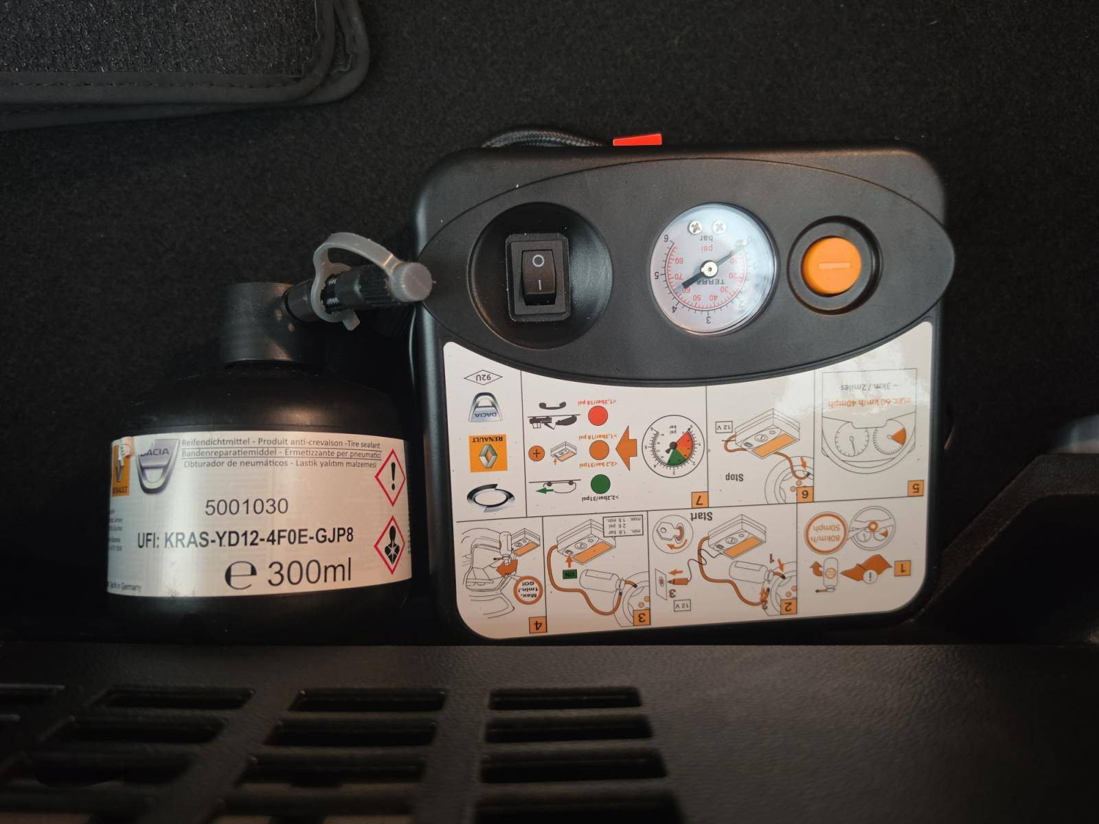 Vente en ligne Renault Clio 5 Clio TCe 100 GPL au prix de 14 491 €