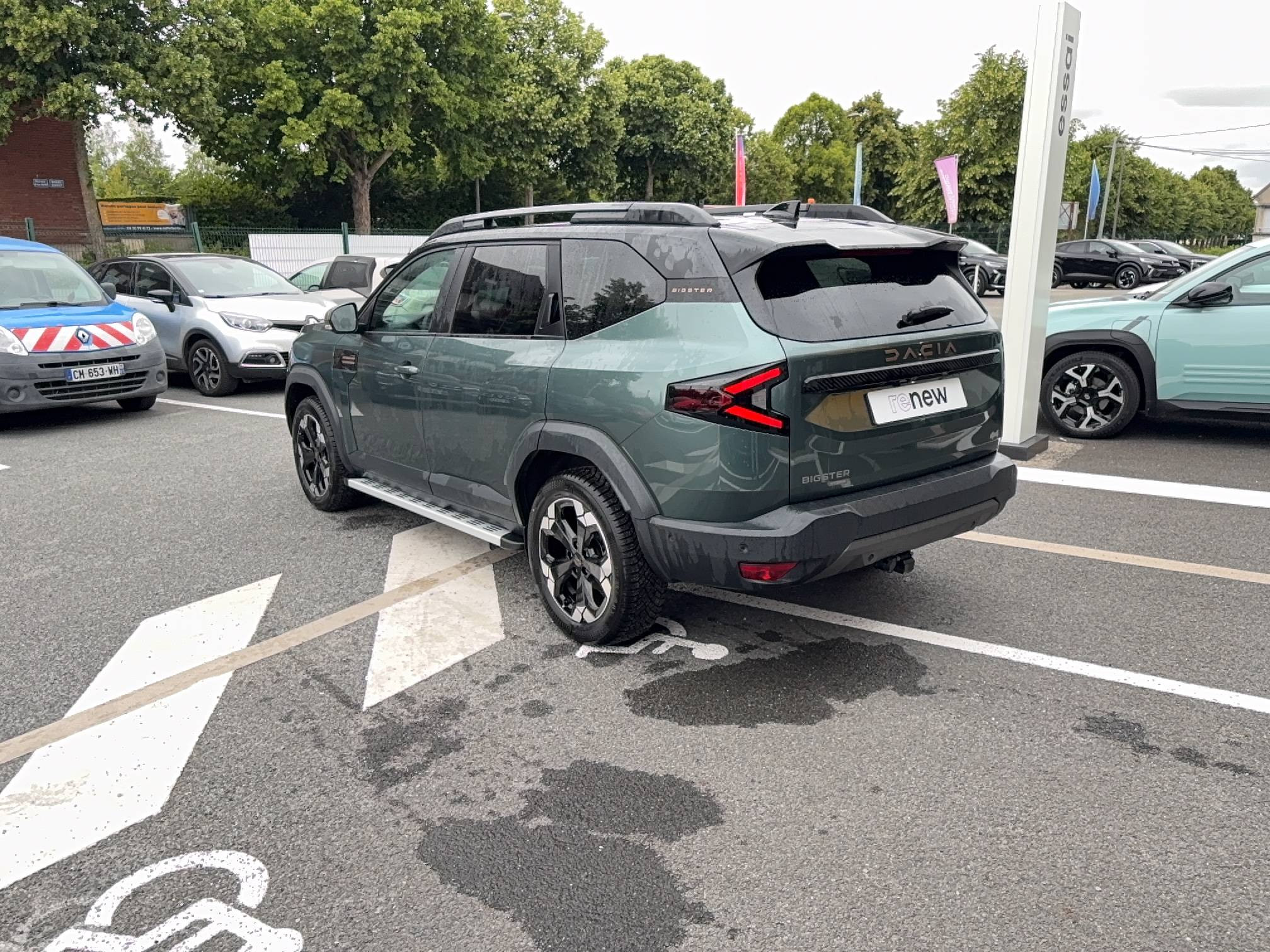 Vente en ligne Dacia Bigster Bigster Hybrid-G 150 4x4 / ATTELAGE + MARCHEPIEDS  au prix de 36 000 €