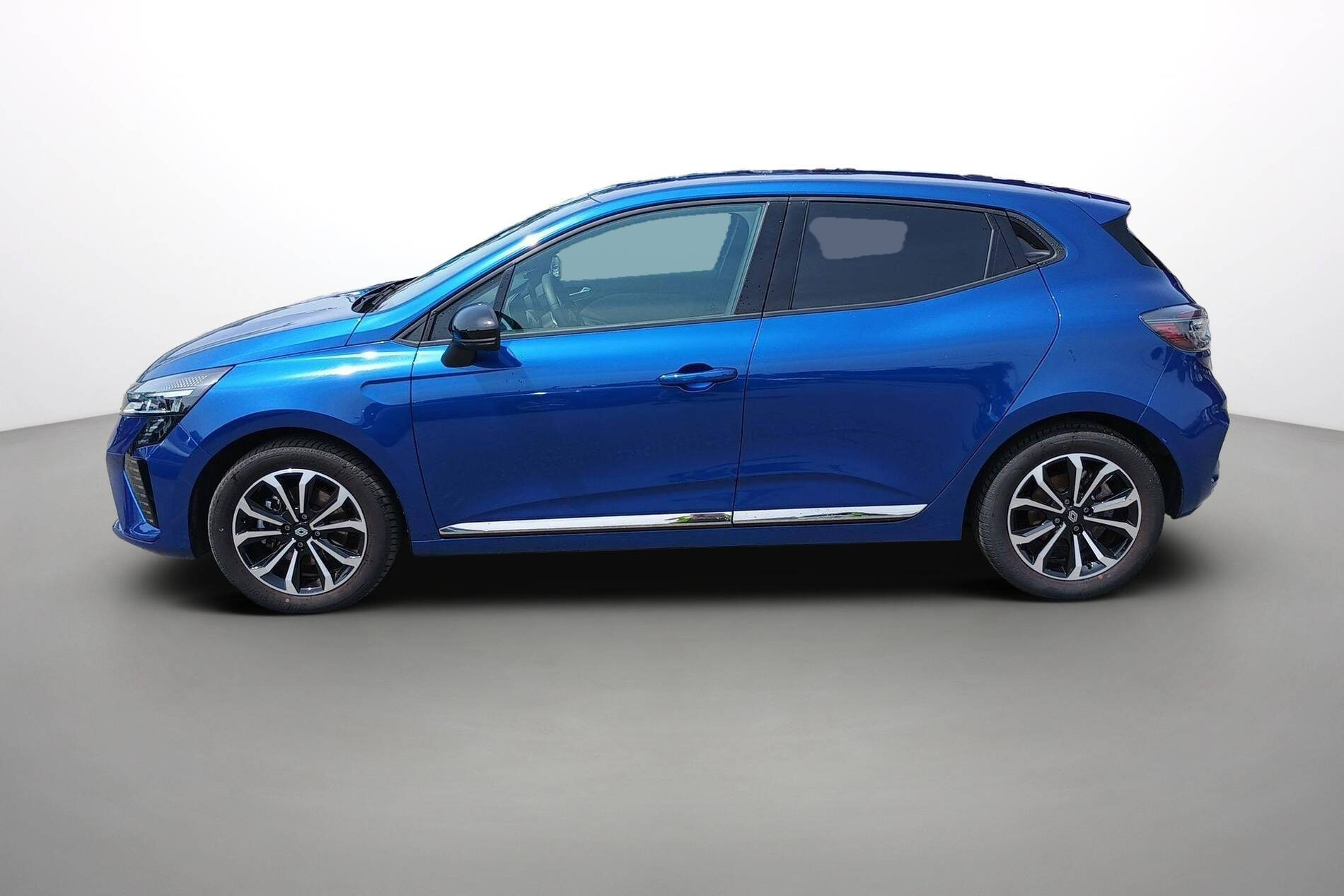 Vente en ligne Renault Clio 5 Clio E-Tech full hybrid 145 ch GSR2 au prix de 20 990 €