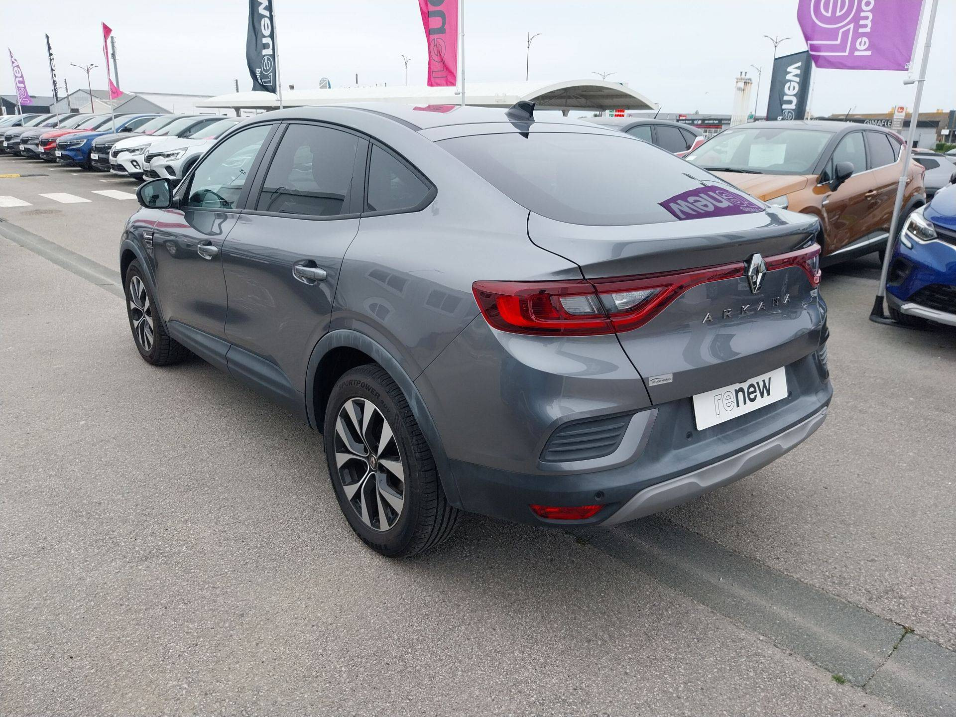 Vente en ligne Renault Arkana  mild hybrid 140 EDC FAP - 22 au prix de 19 590 €