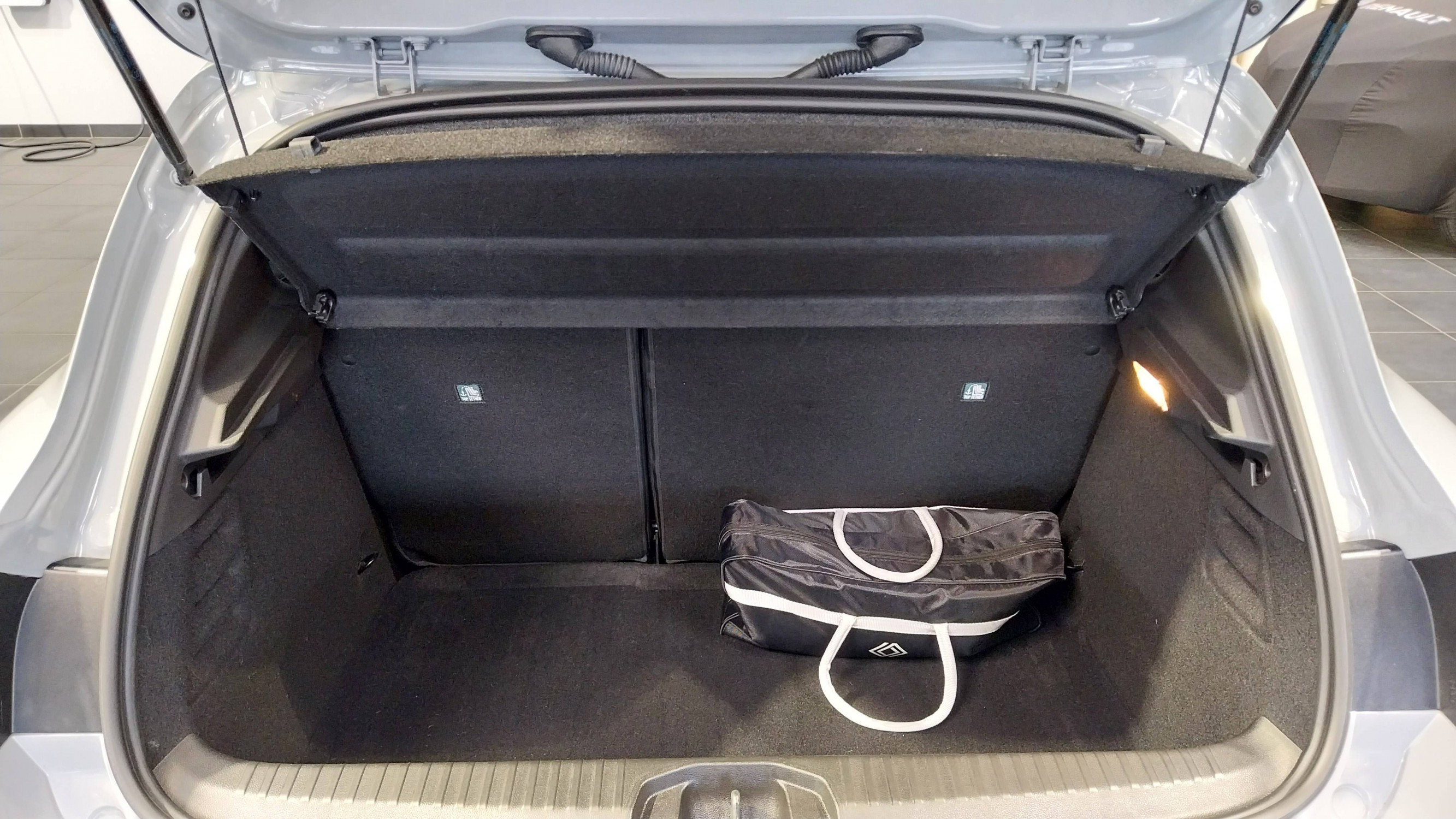 Vente en ligne Renault Clio 5 Clio TCe 90 ch GSR2 au prix de 19 790 €