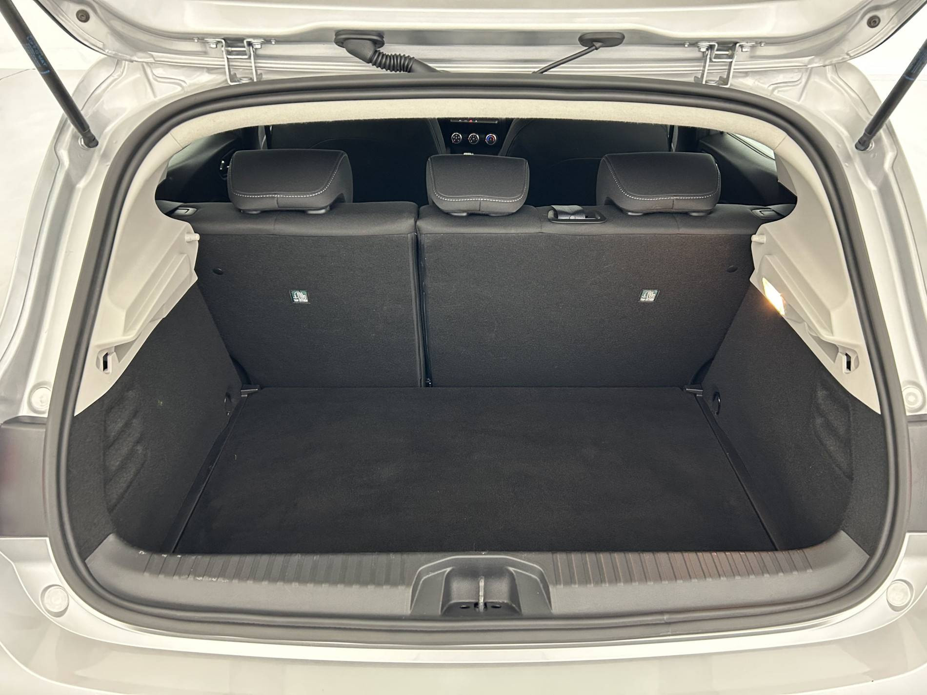 Vente en ligne Renault Clio 5 Clio TCe 90 au prix de 13 290 €