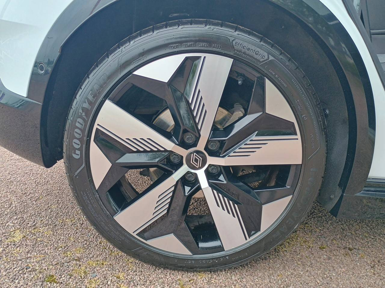 Vente en ligne Renault Megane E-Tech  EV60 220 ch super charge au prix de 26 490 €