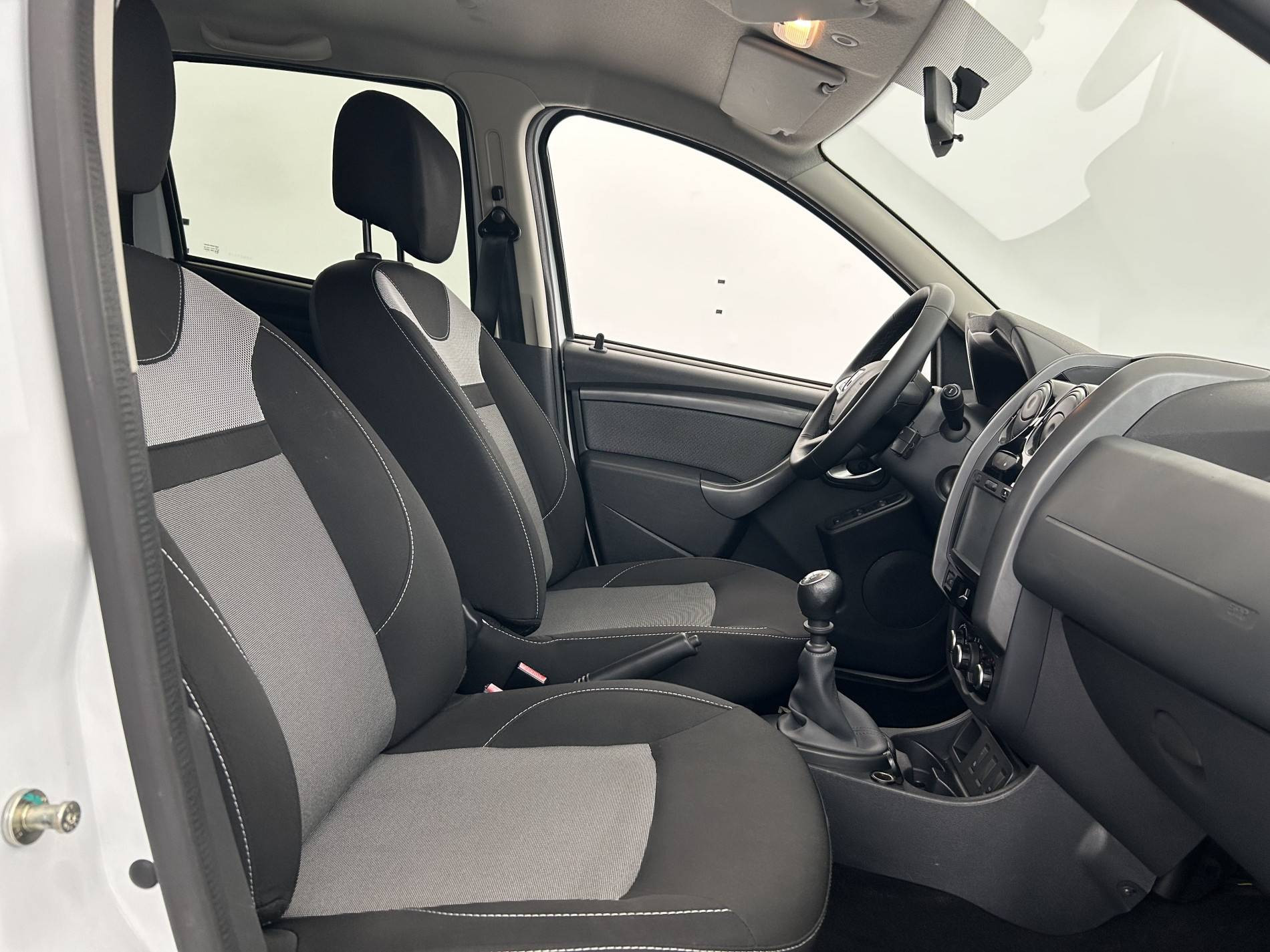 Vente en ligne Dacia Duster  dCi 110 4x2 au prix de 13 900 €