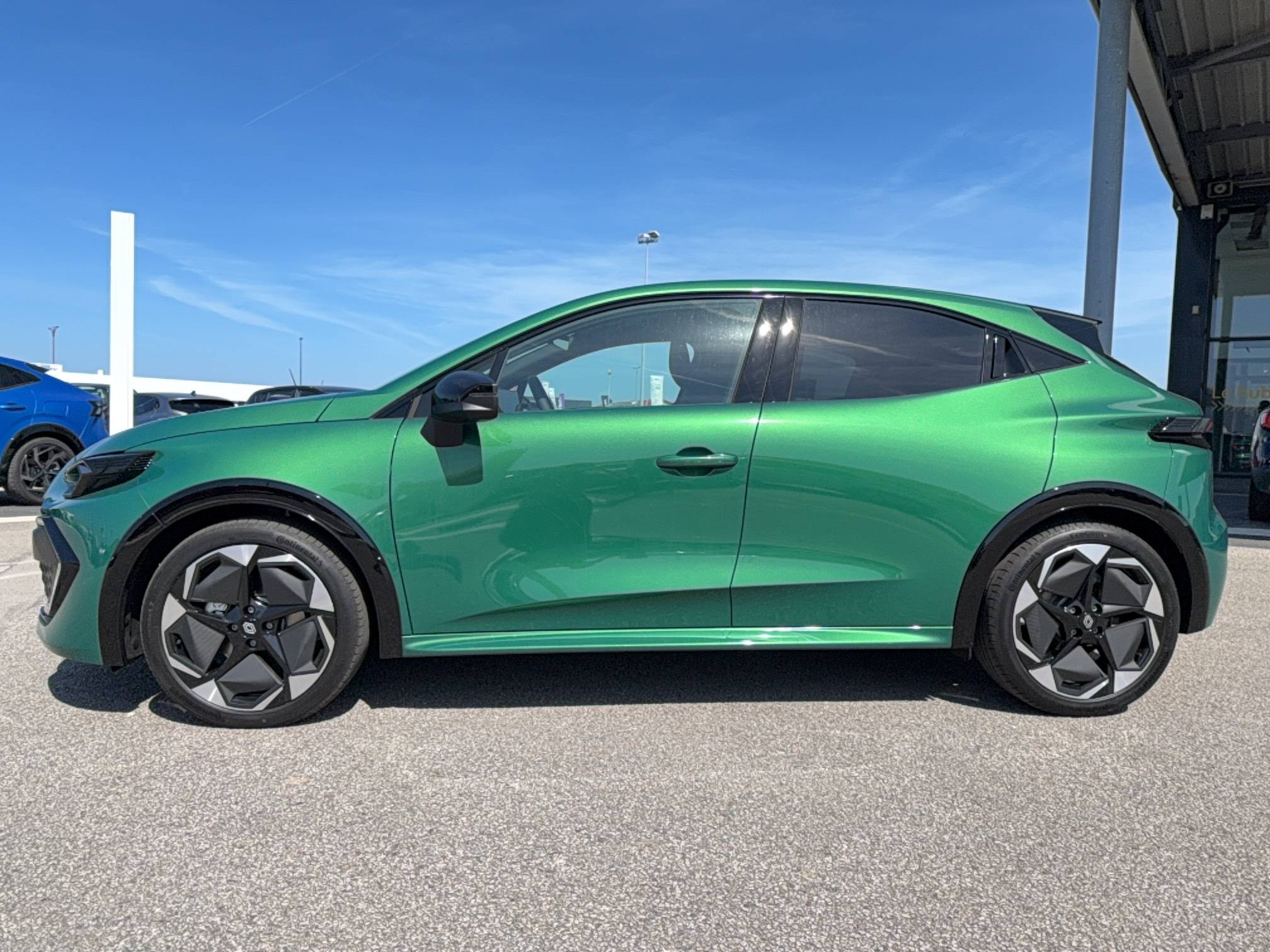 Vente en ligne Renault Clio 6 Clio E-Tech full hybrid 160 ch au prix de 25 500 €