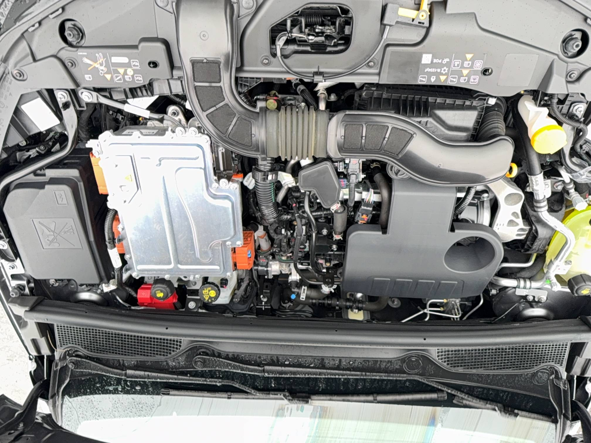 Vente en ligne Renault Clio 5 Clio E-Tech full hybrid 145 au prix de 15 990 €