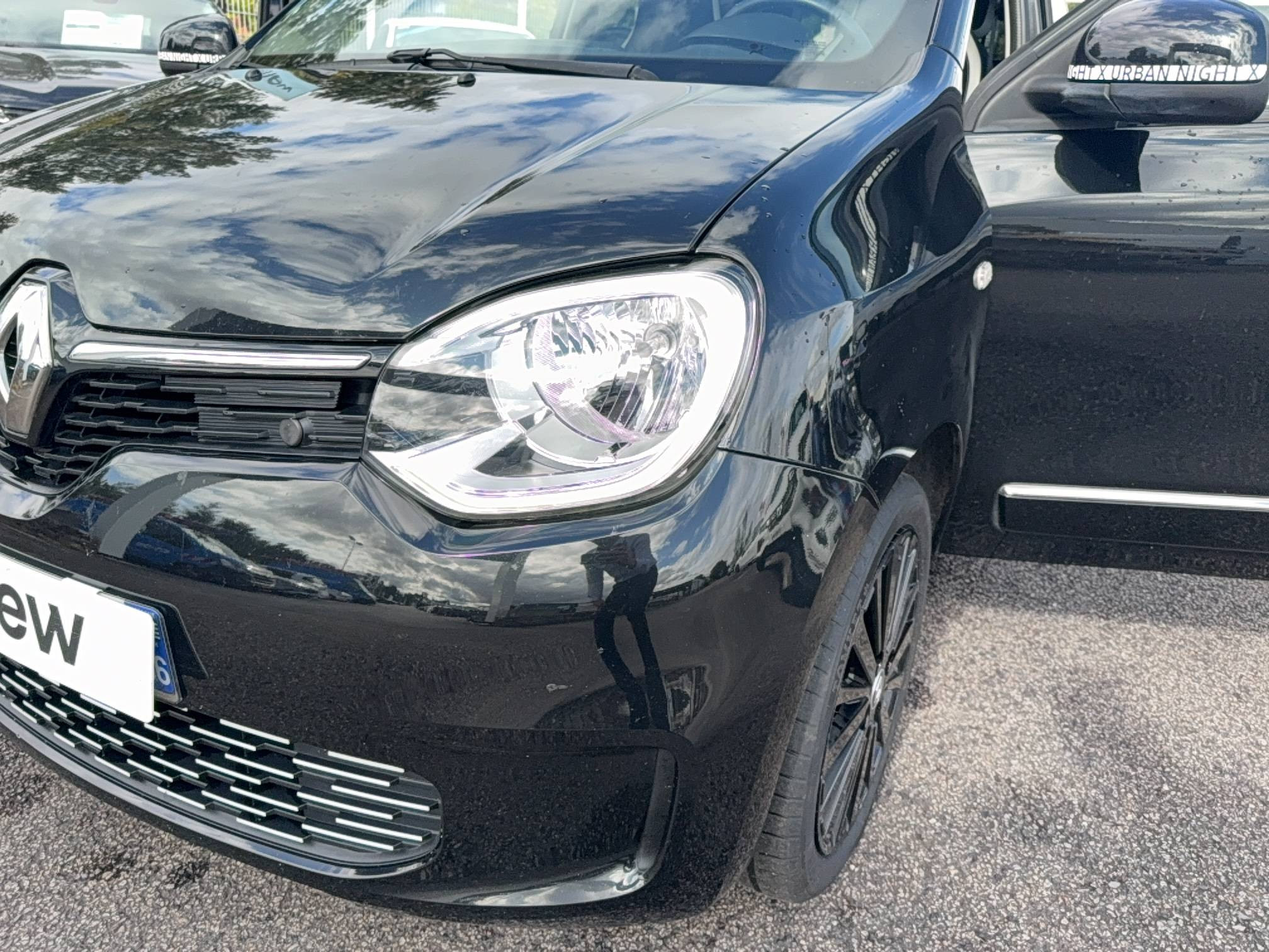 Vente en ligne Renault Twingo Electrique Twingo III E-Tech au prix de 11 590 €