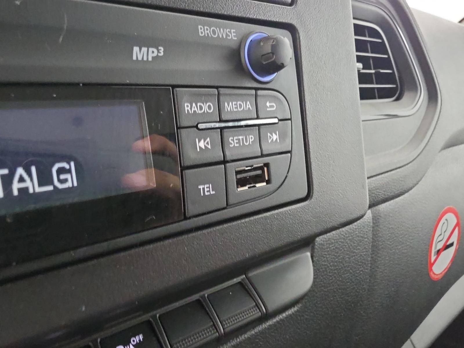 Vente en ligne Renault Master Fourgon MASTER FGN TRAC F3500 L3H3 BLUE DCI 135 au prix de 26 890 €