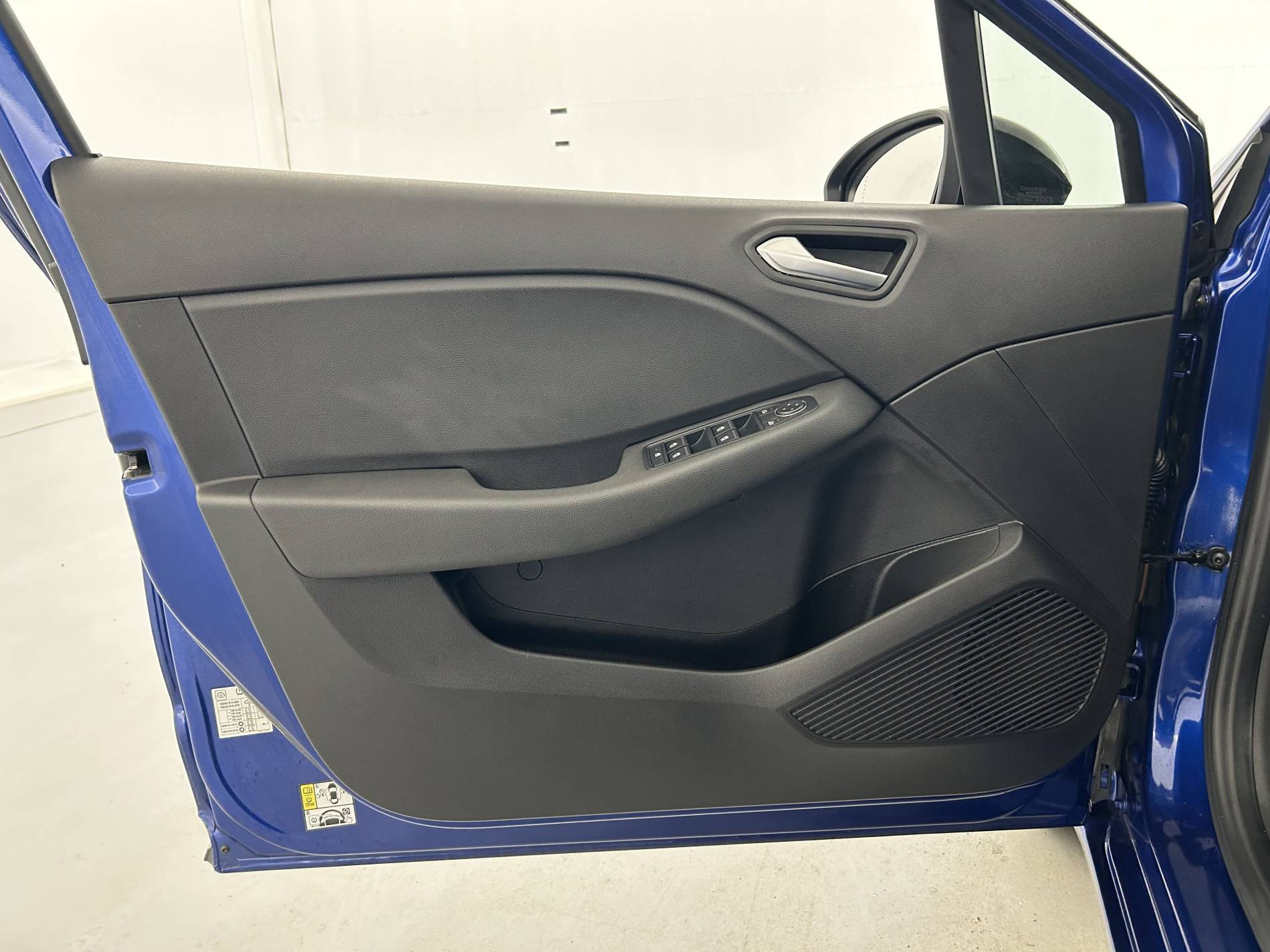 Vente en ligne Renault Clio 5 Clio TCe 90 au prix de 13 950 €