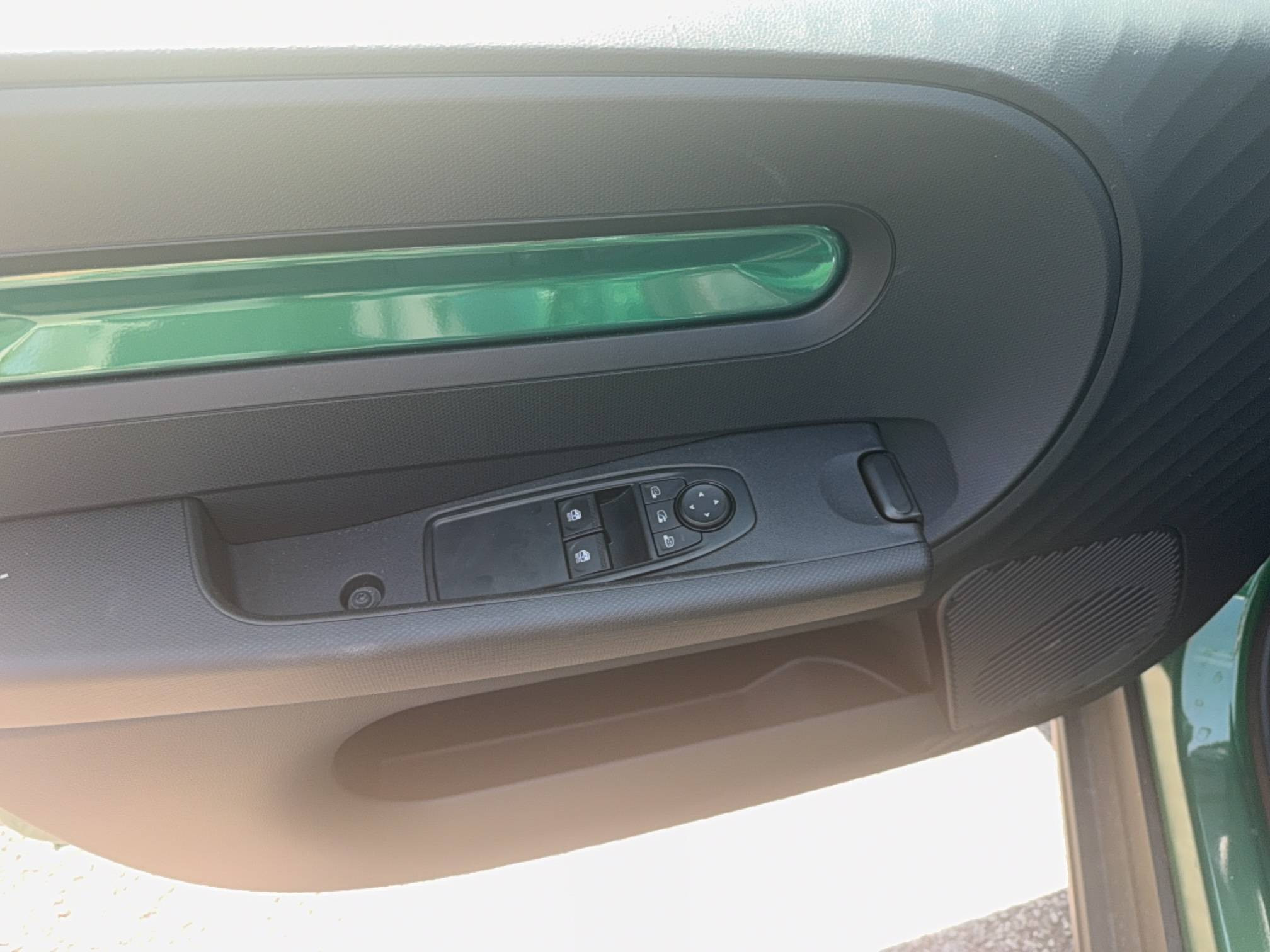 Vente en ligne Renault Twingo Electrique  80 ch autonomie urbaine au prix de 19 170 €