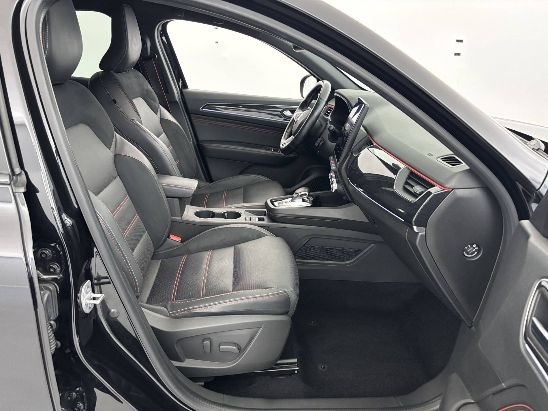 Vente en ligne Renault Arkana  E-Tech 145 - 21B au prix de 21 490 €