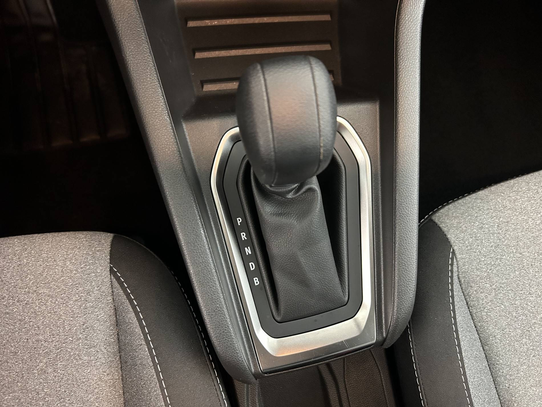 Vente en ligne Renault Clio 5 Clio E-Tech full hybrid 145 ch GSR2 au prix de 19 990 €