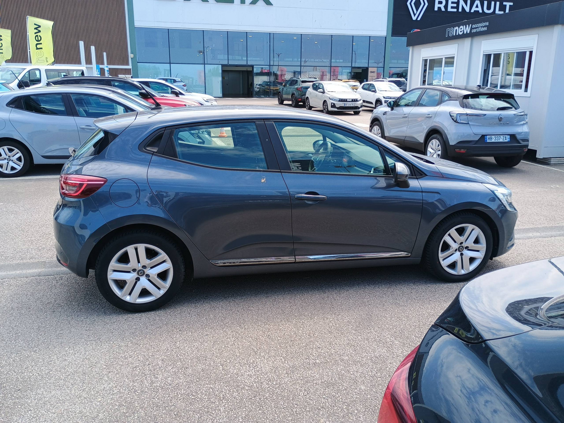 Vente en ligne Renault Clio 5 Clio TCe 100 GPL - 21 au prix de 10 690 €