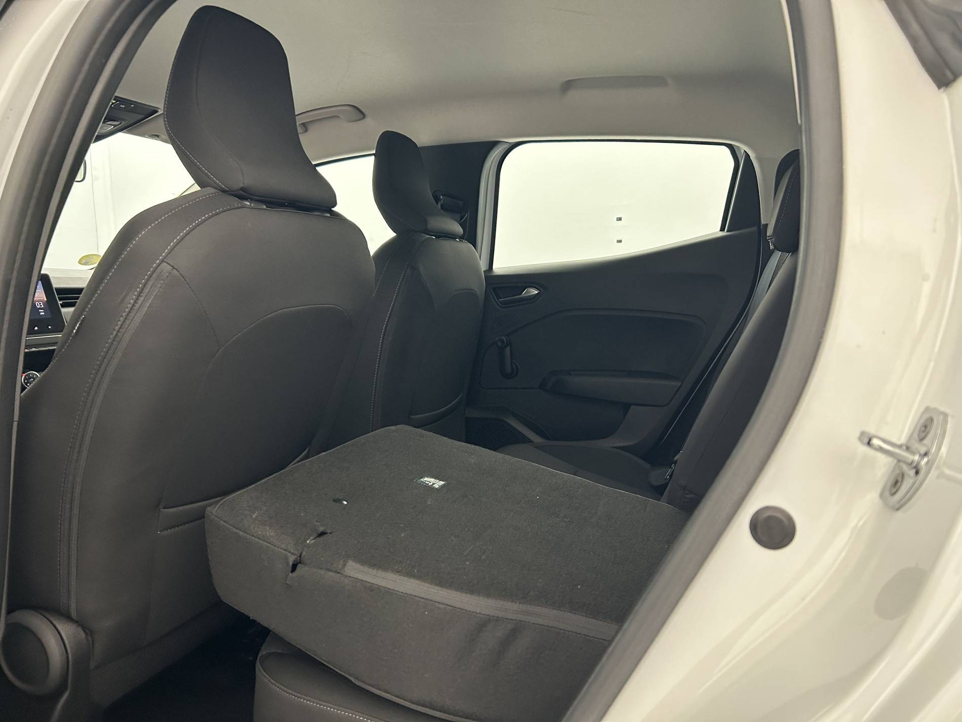 Vente en ligne Renault Clio 5 Clio Blue dCi 100 - 21N au prix de 13 890 €