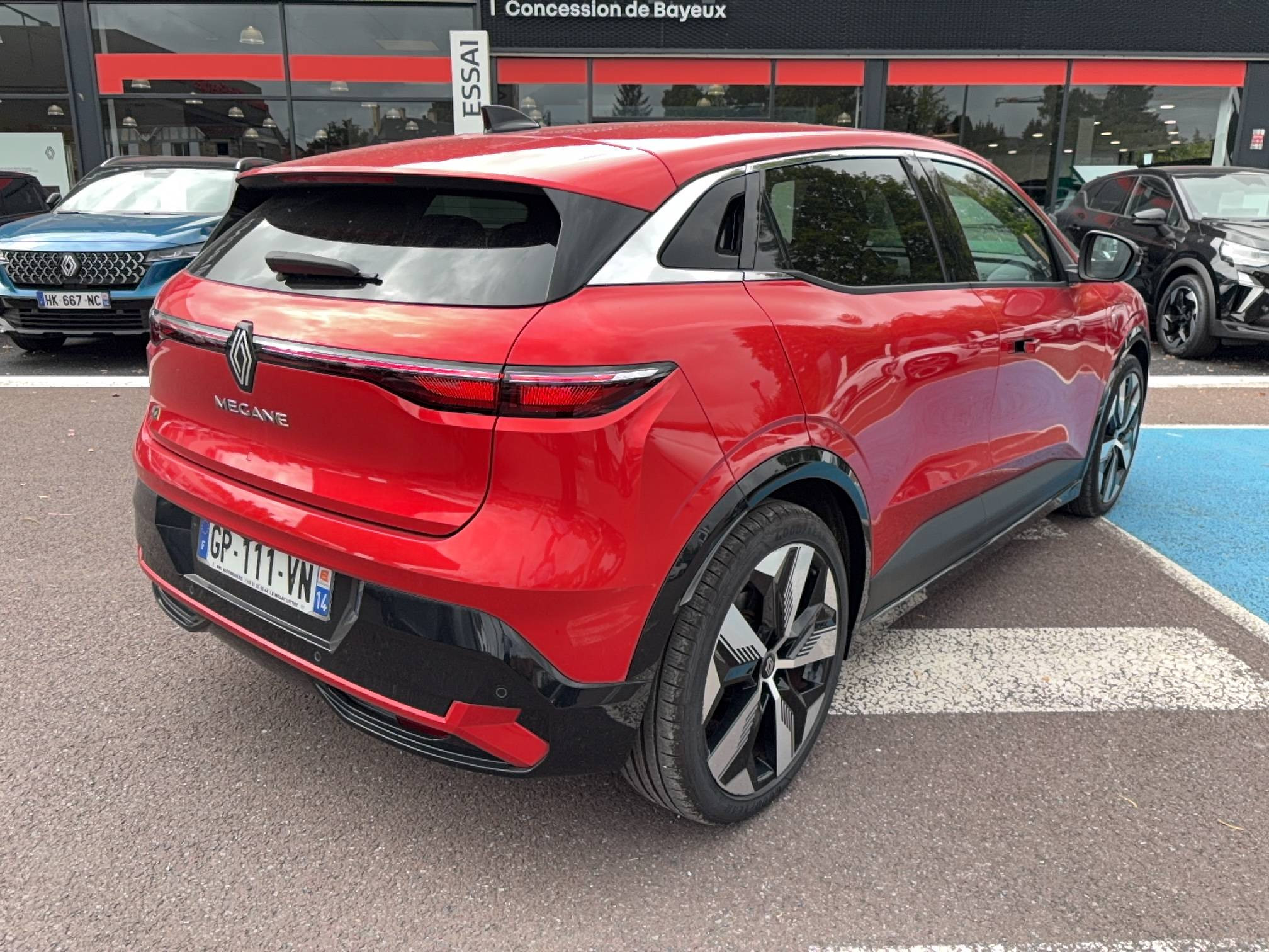 Vente en ligne Renault Megane E-Tech  EV60 220 ch super charge au prix de 27 990 €