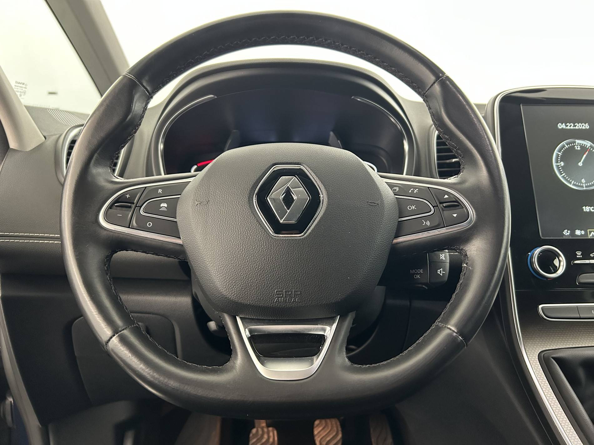 Vente en ligne Renault Scenic 4 Scenic TCe 140 FAP - 21 au prix de 17 490 €