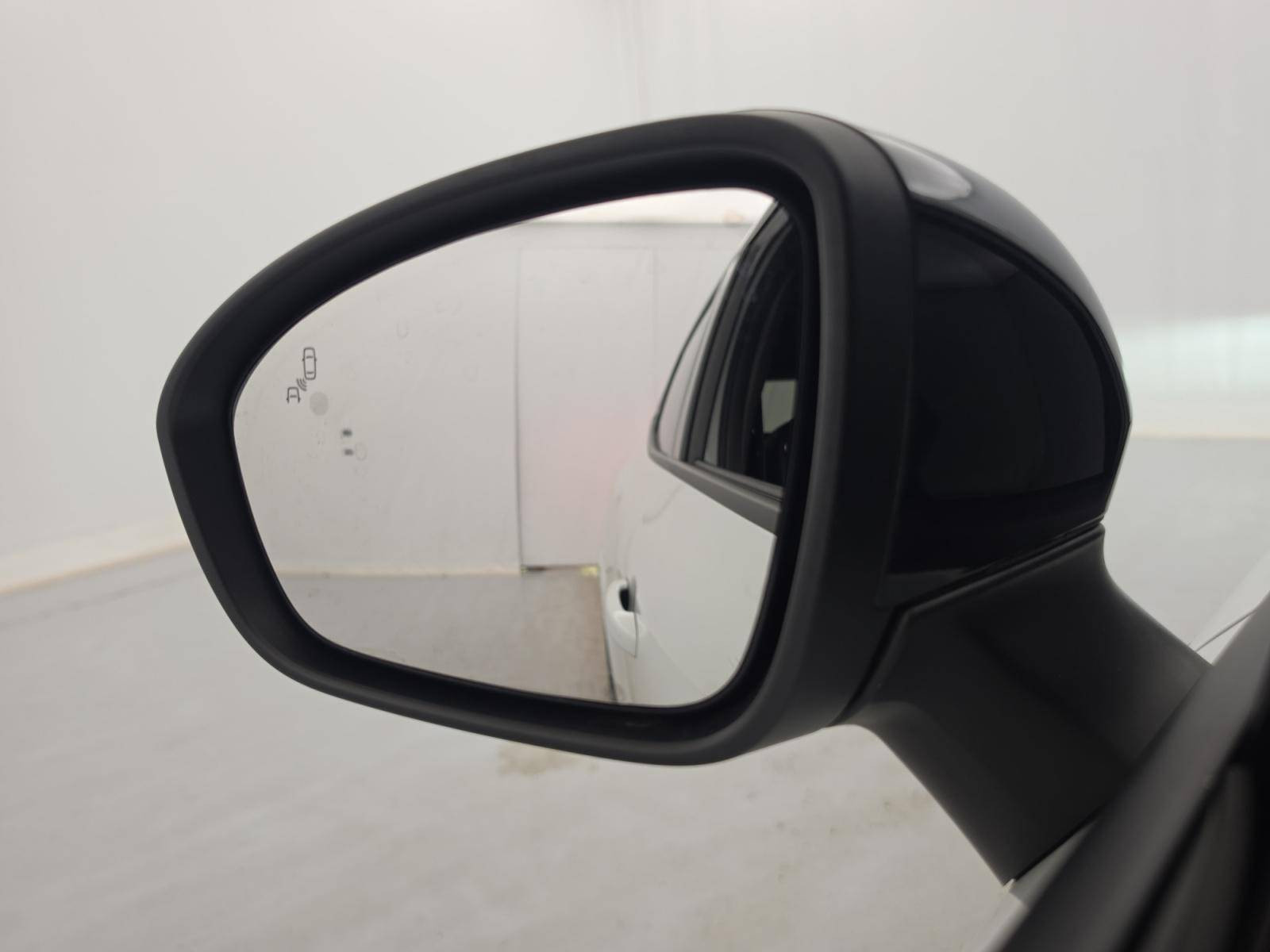 Vente en ligne Renault Clio 5 Clio TCe 90 au prix de 18 990 €