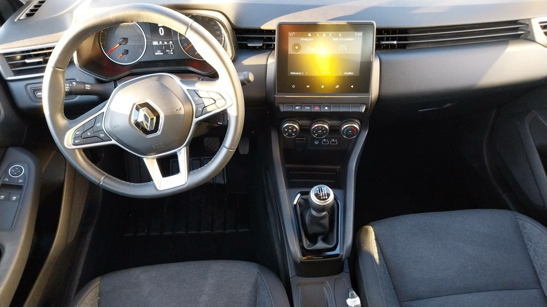 Vente en ligne Renault Clio 5 Clio TCe 90 au prix de 14 790 €