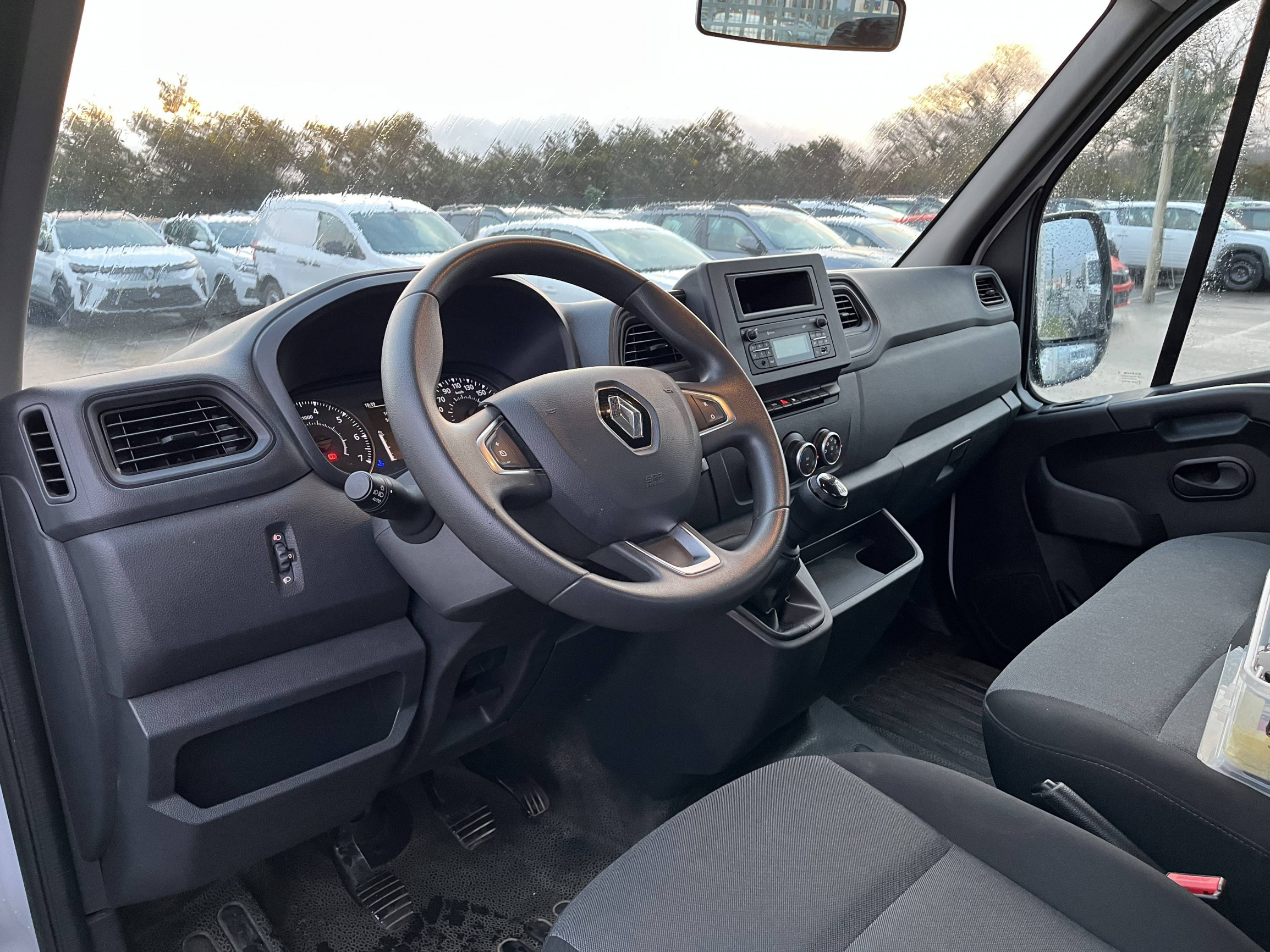 Vente en ligne Renault Master 3 Châssis Cabine MASTER BENNE CC PROP RJ3500 L2 PAFC BLUE DCI 130 EURO VI au prix de 32 890 €