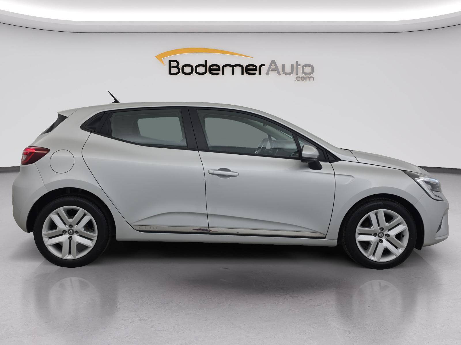 Vente en ligne Renault Clio 5 Clio TCe 90 - 21N au prix de 13 990 €
