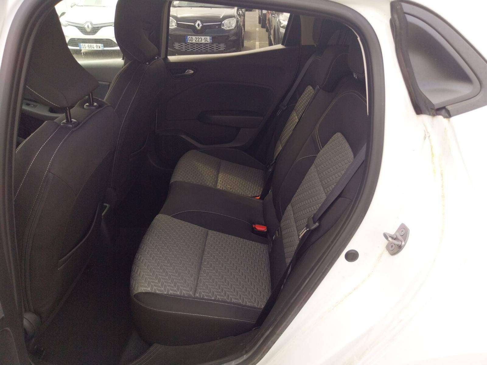 Vente en ligne Renault Clio 5 Clio TCe 90 au prix de 14 790 €