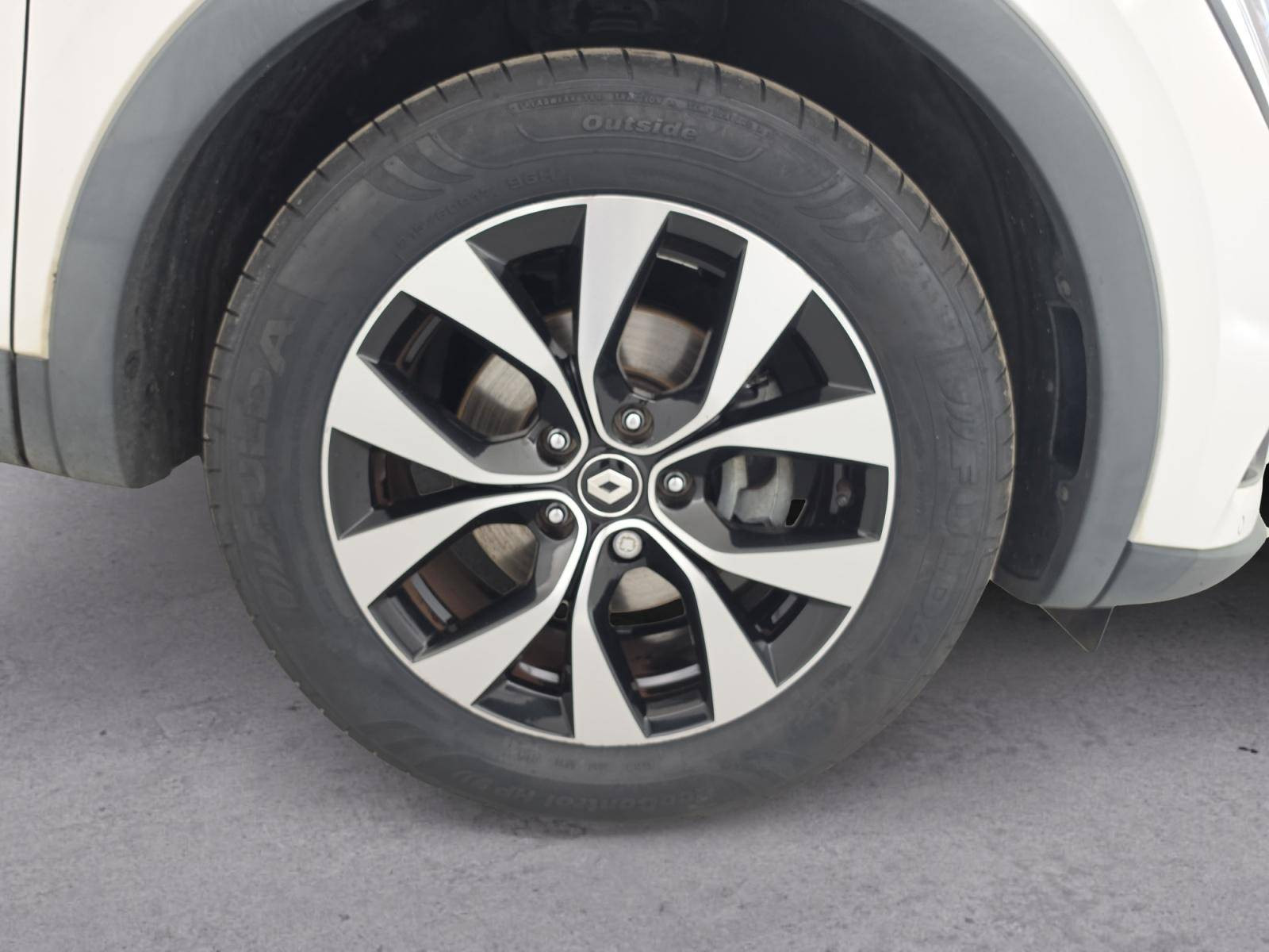 Vente en ligne Renault Arkana  E-Tech 145 au prix de 18 490 €
