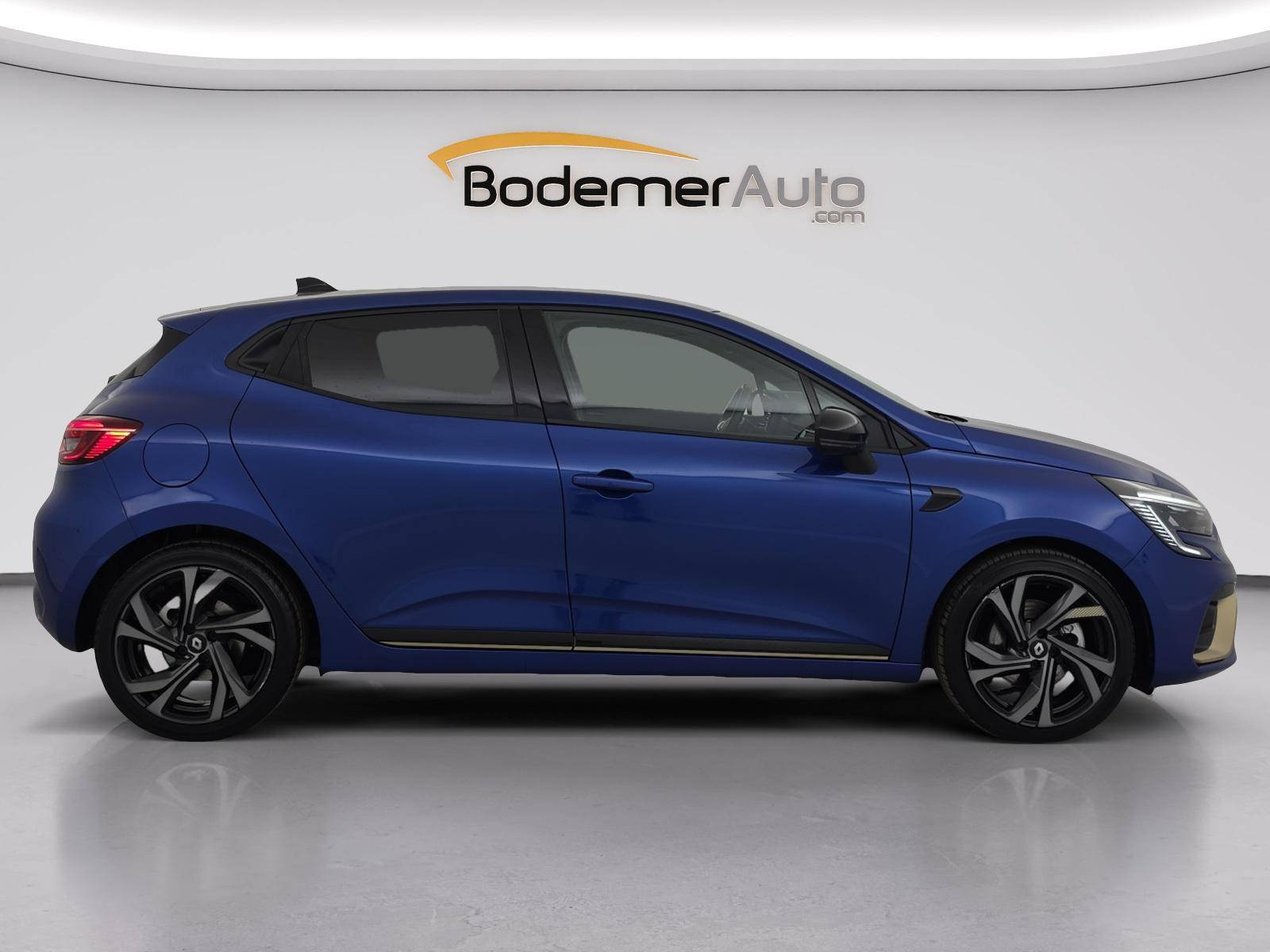 Vente en ligne Renault Clio 5 Clio E-Tech full hybrid 145 au prix de 17 890 €