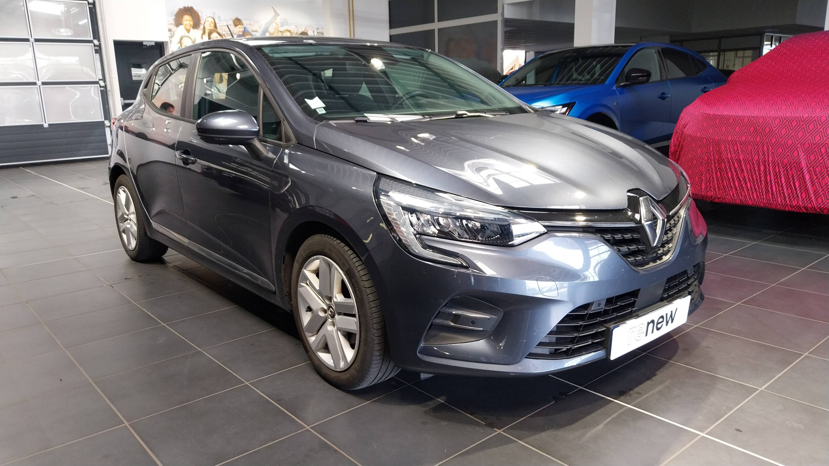 Vente en ligne Renault Clio 5 Clio E-Tech 140 au prix de 15 990 €