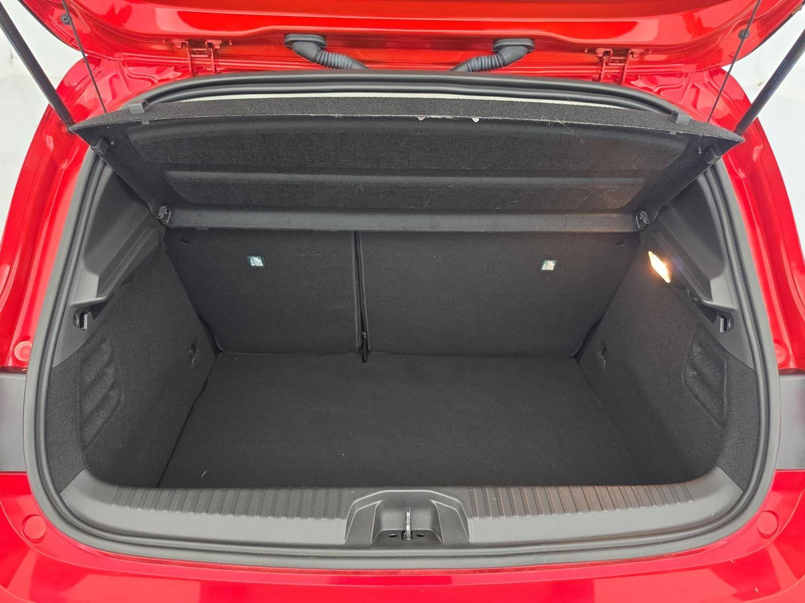 Vente en ligne Renault Clio 5 Clio E-Tech full hybrid 145 au prix de 17 990 €