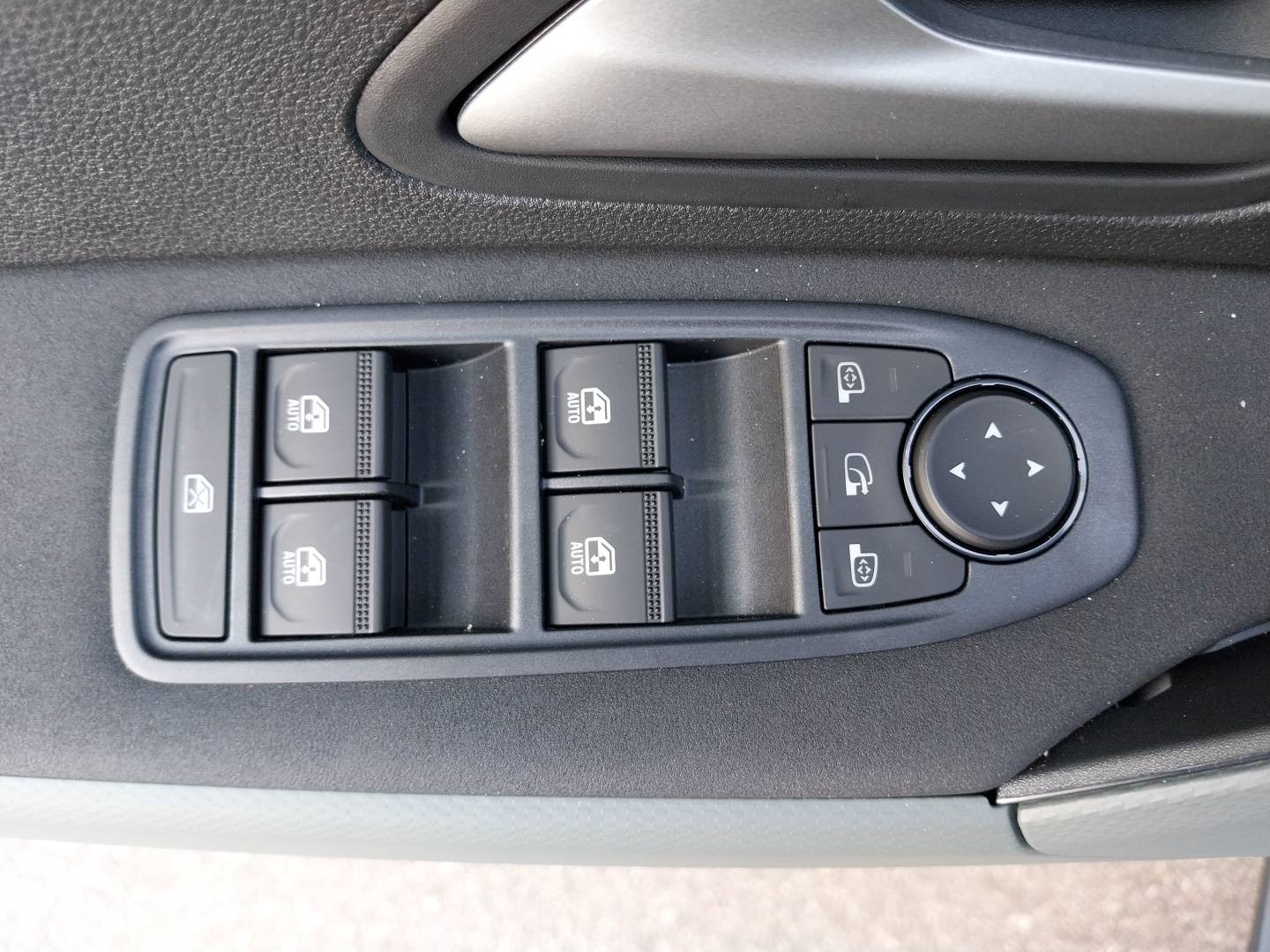 Vente en ligne Dacia Duster  Hybrid 155 au prix de 30 225 €