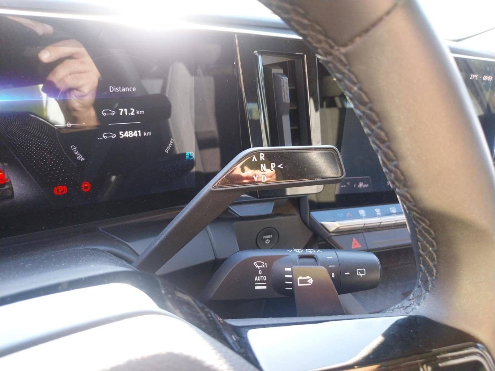 Vente en ligne Renault Megane E-Tech  EV40 130ch standard charge au prix de 18 991 €