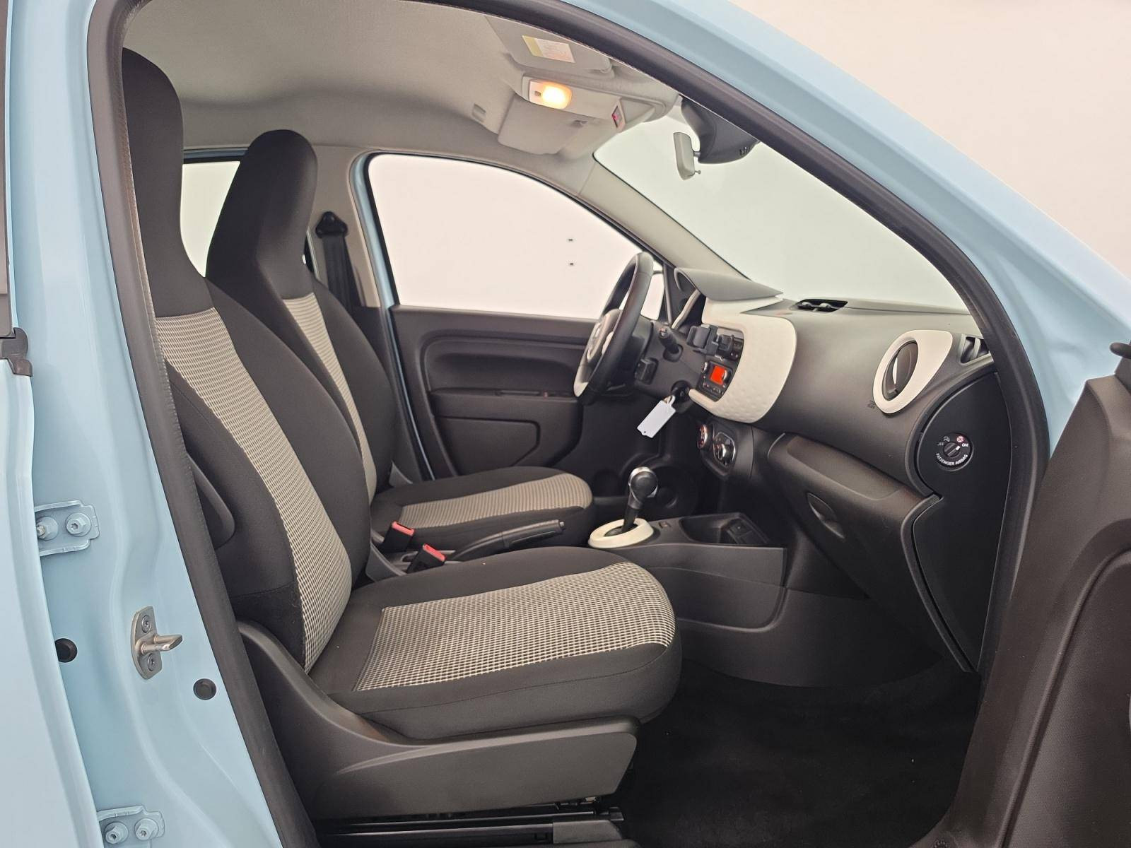 Vente en ligne Renault Twingo Electrique Twingo III E-Tech au prix de 12 490 €