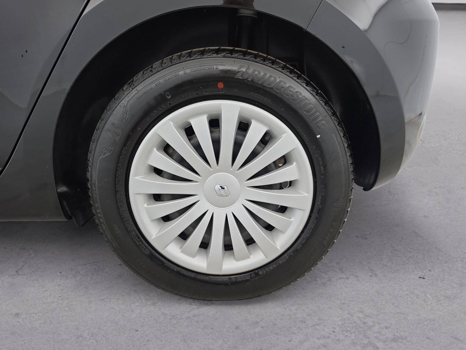 Vente en ligne Renault Clio 5 Clio TCe 90 au prix de 14 990 €