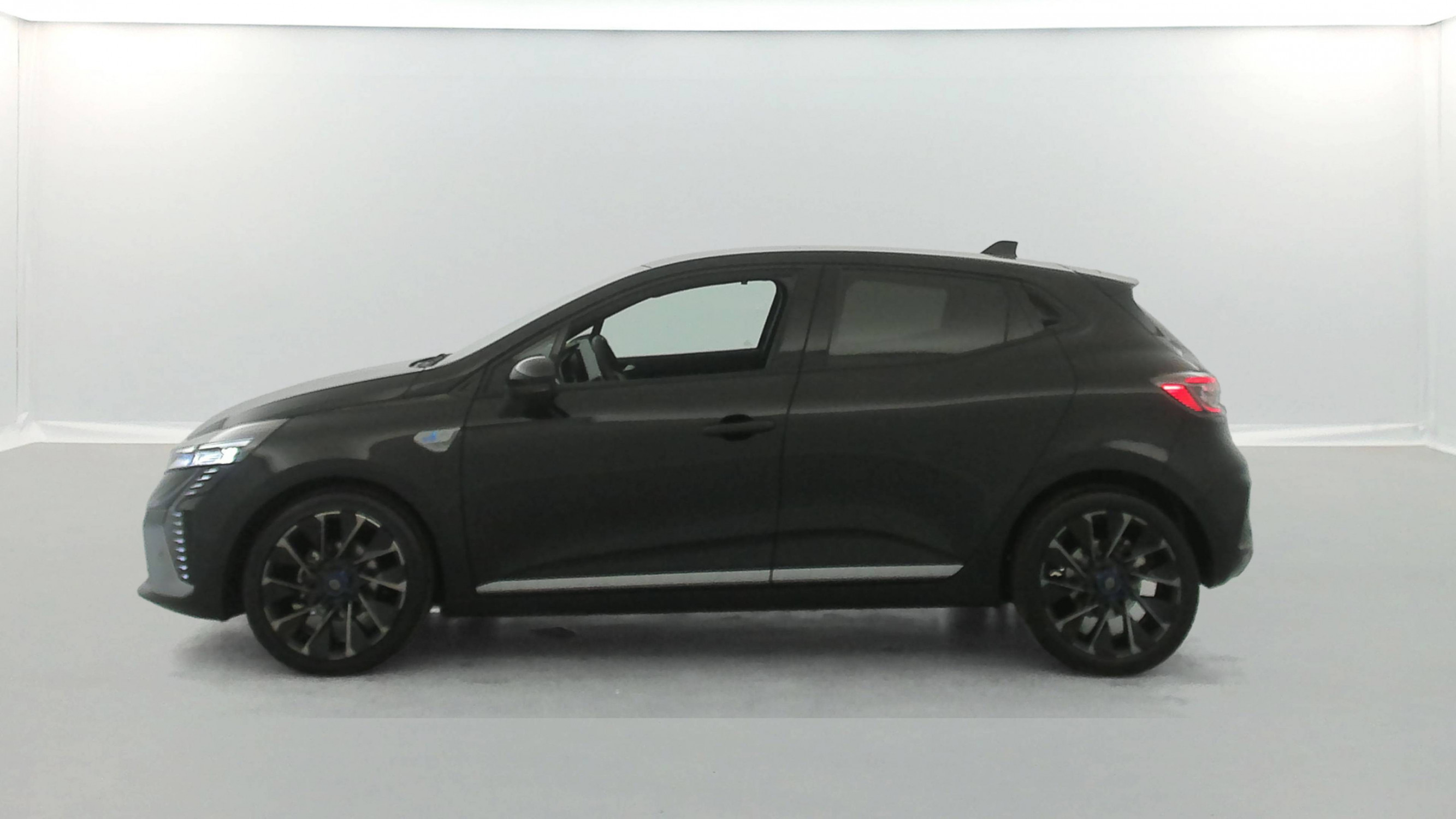 Vente en ligne Renault Clio 5 Clio TCe 90 ch GSR2 au prix de 17 990 €