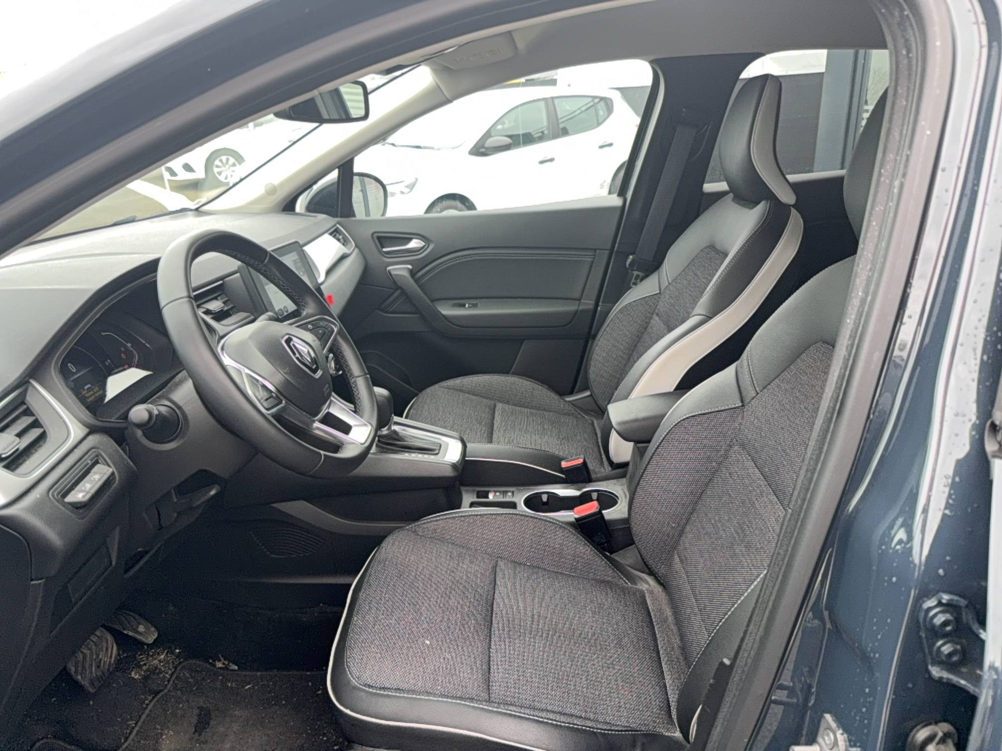 Vente en ligne Renault Captur  E-Tech full hybrid 145 au prix de 19 690 €