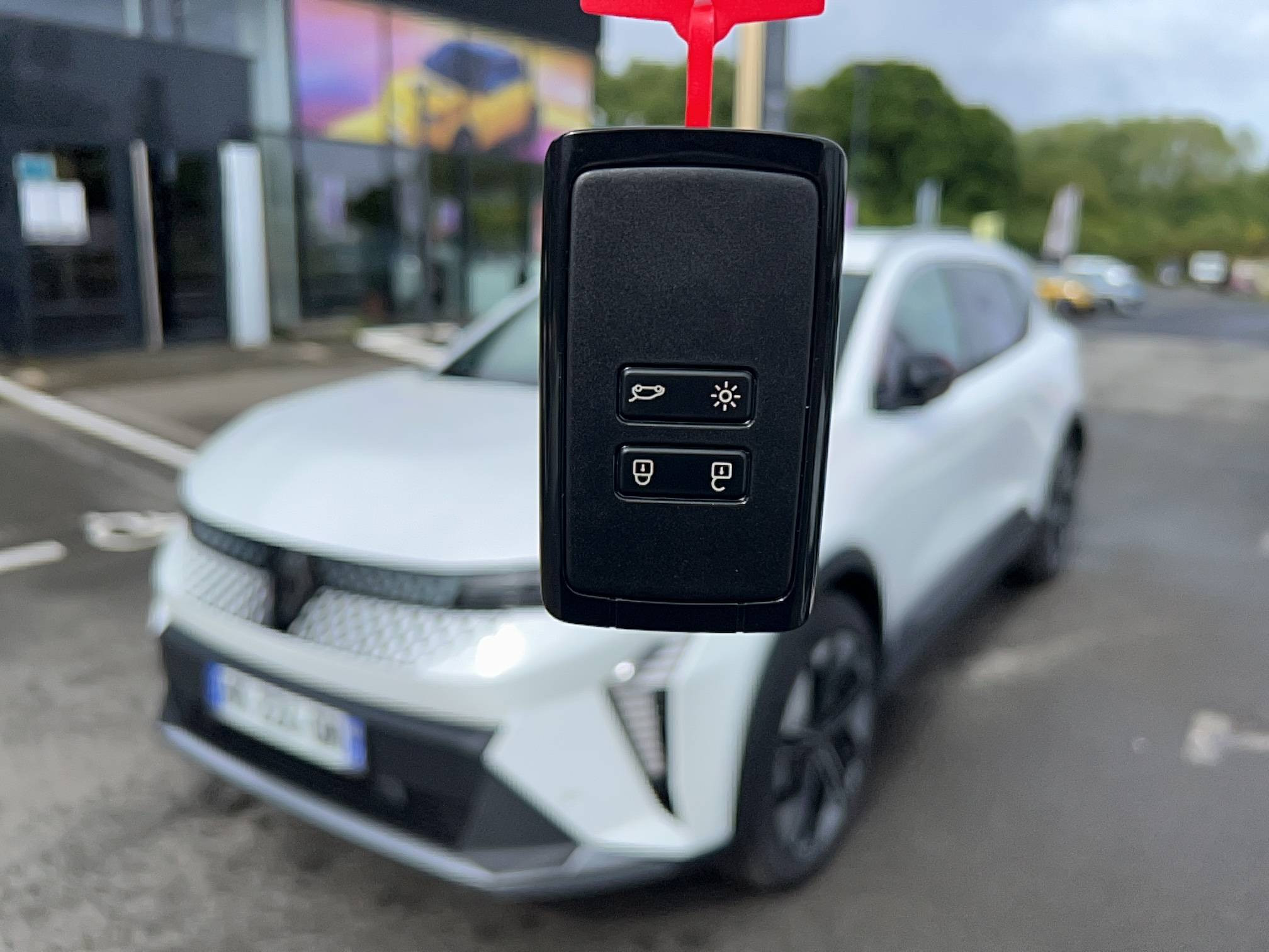 Vente en ligne Renault Scenic E-Tech Scenic E-Tech électrique 220 ch grande autonomie au prix de 47 590 €