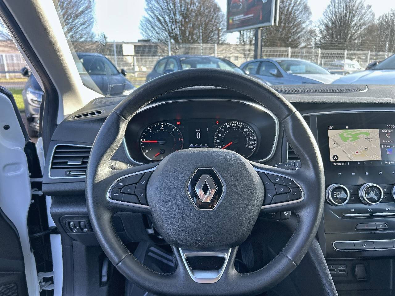 Vente en ligne Renault Megane 4  Blue dCi 115 au prix de 16 490 €