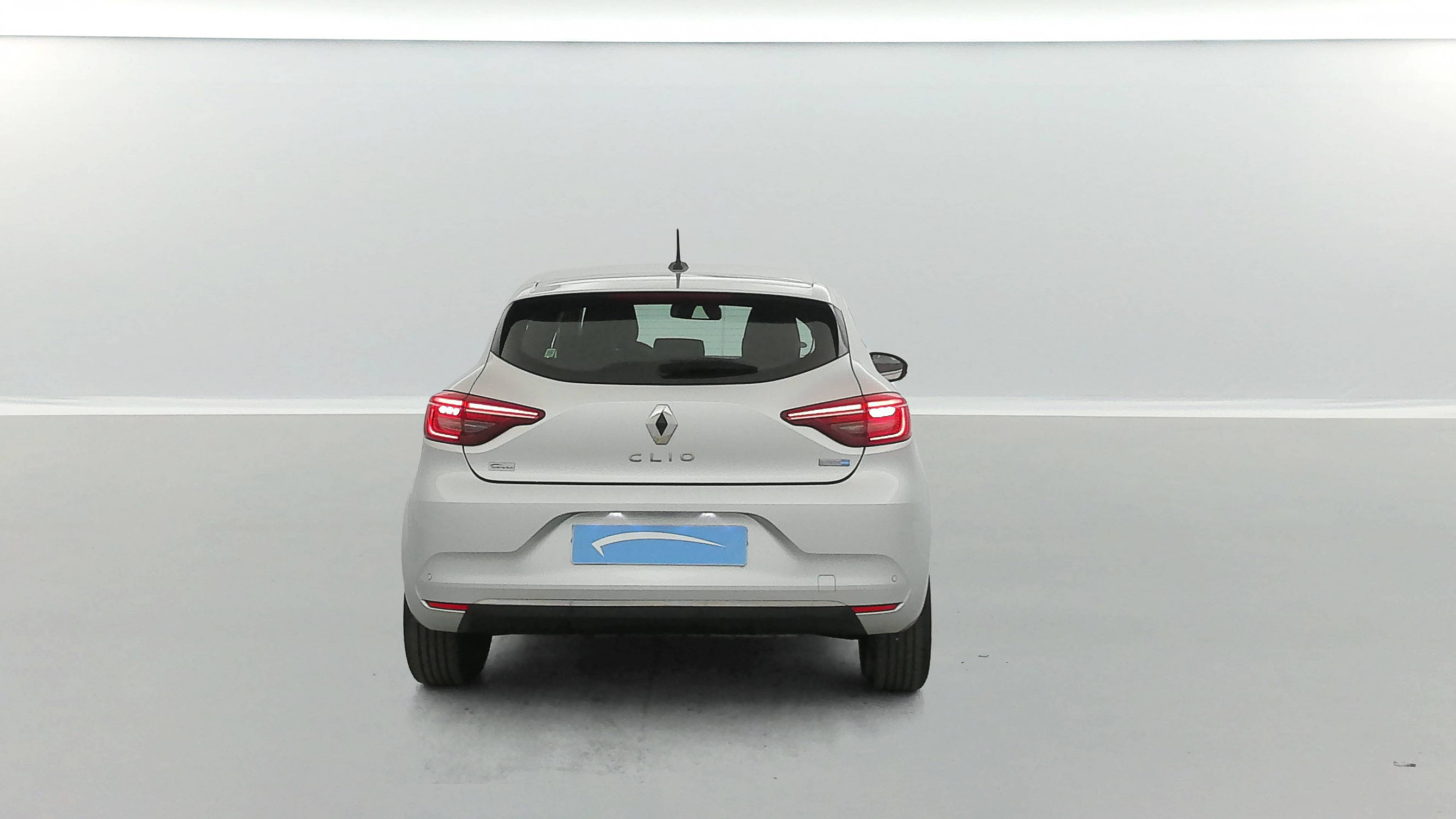 Vente en ligne Renault Clio 5 Clio E-Tech 140 - 21N au prix de 16 890 €
