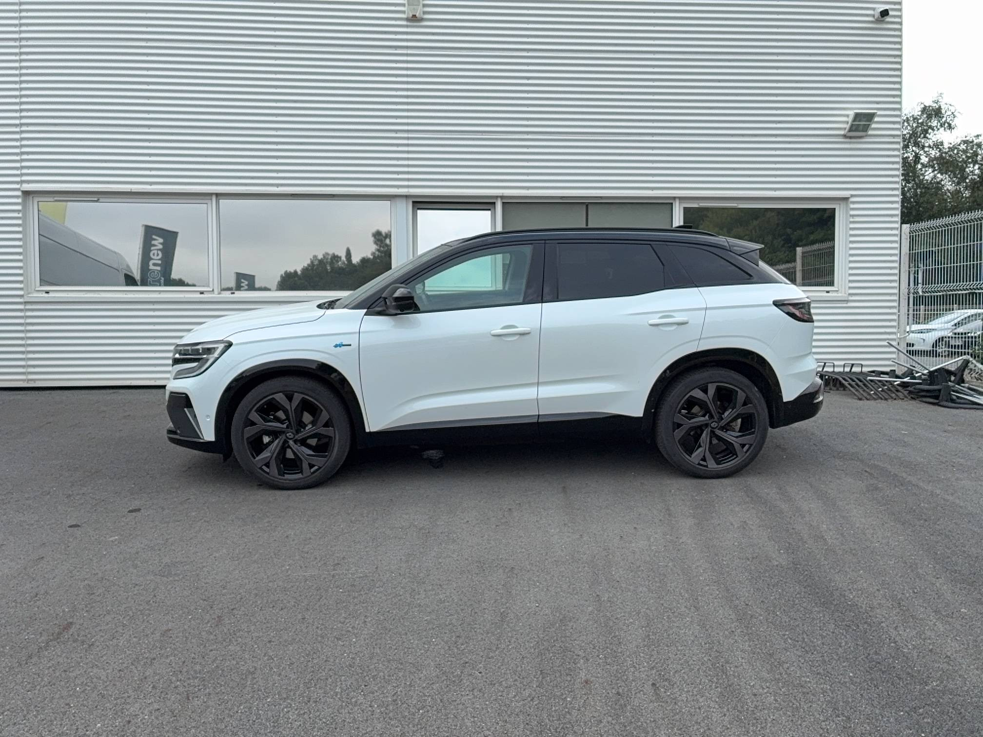 Vente en ligne Renault Austral  E-Tech hybrid 200 au prix de 29 990 €