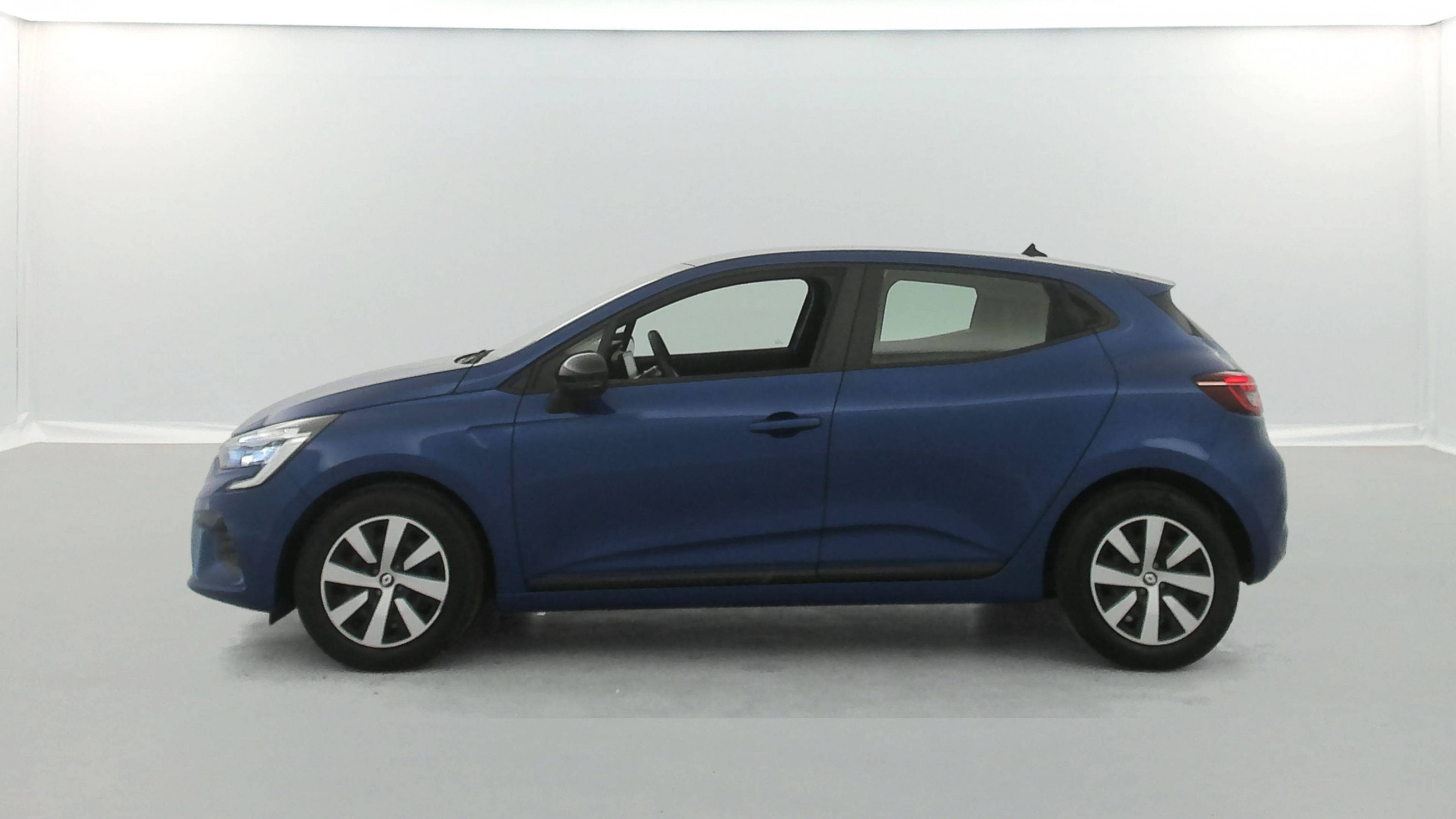 Vente en ligne Renault Clio 5 Clio TCe 90 au prix de 14 790 €