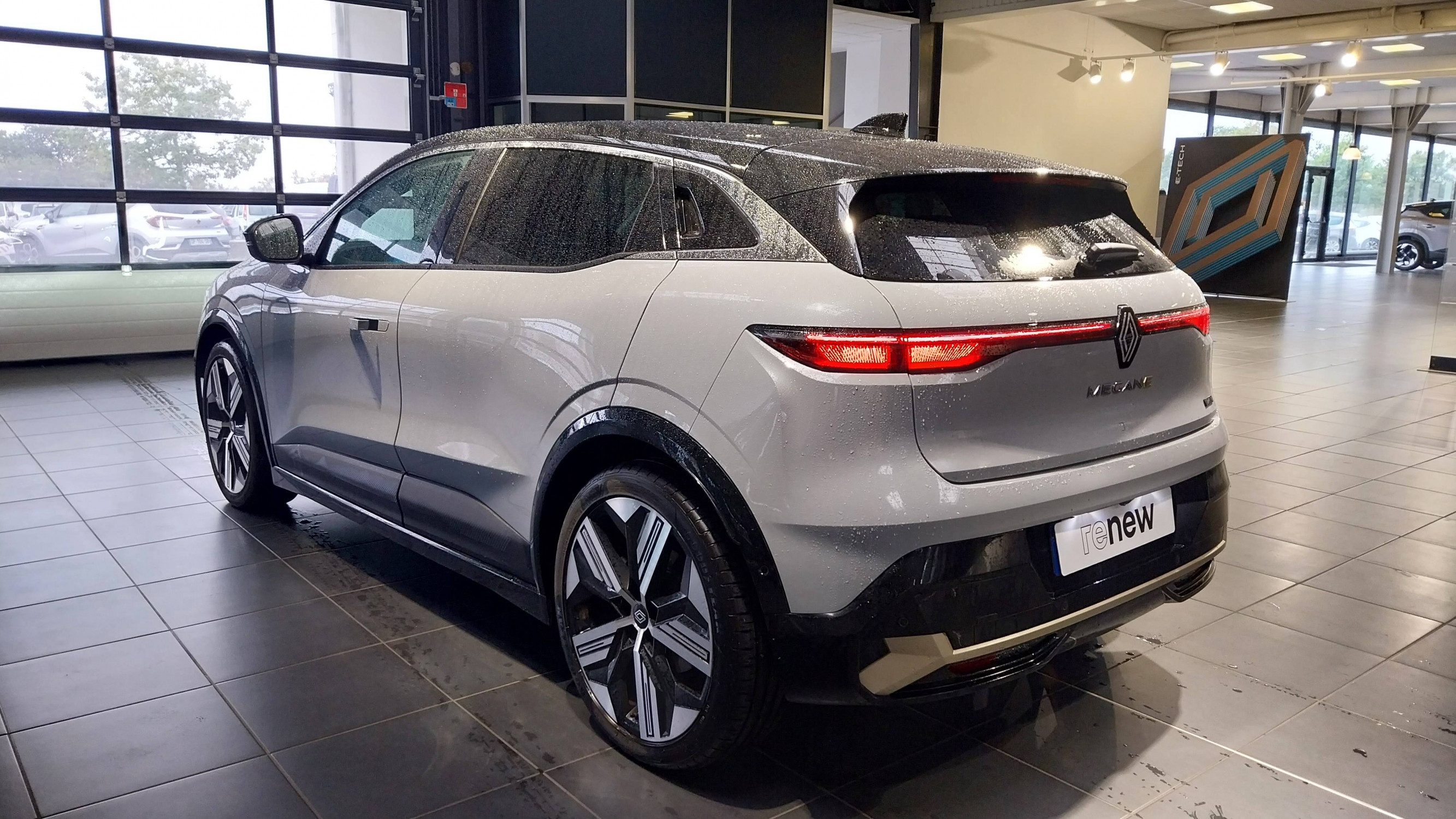 Vente en ligne Renault Megane E-Tech  220 ch autonomie confort GSR2 au prix de 29 990 €