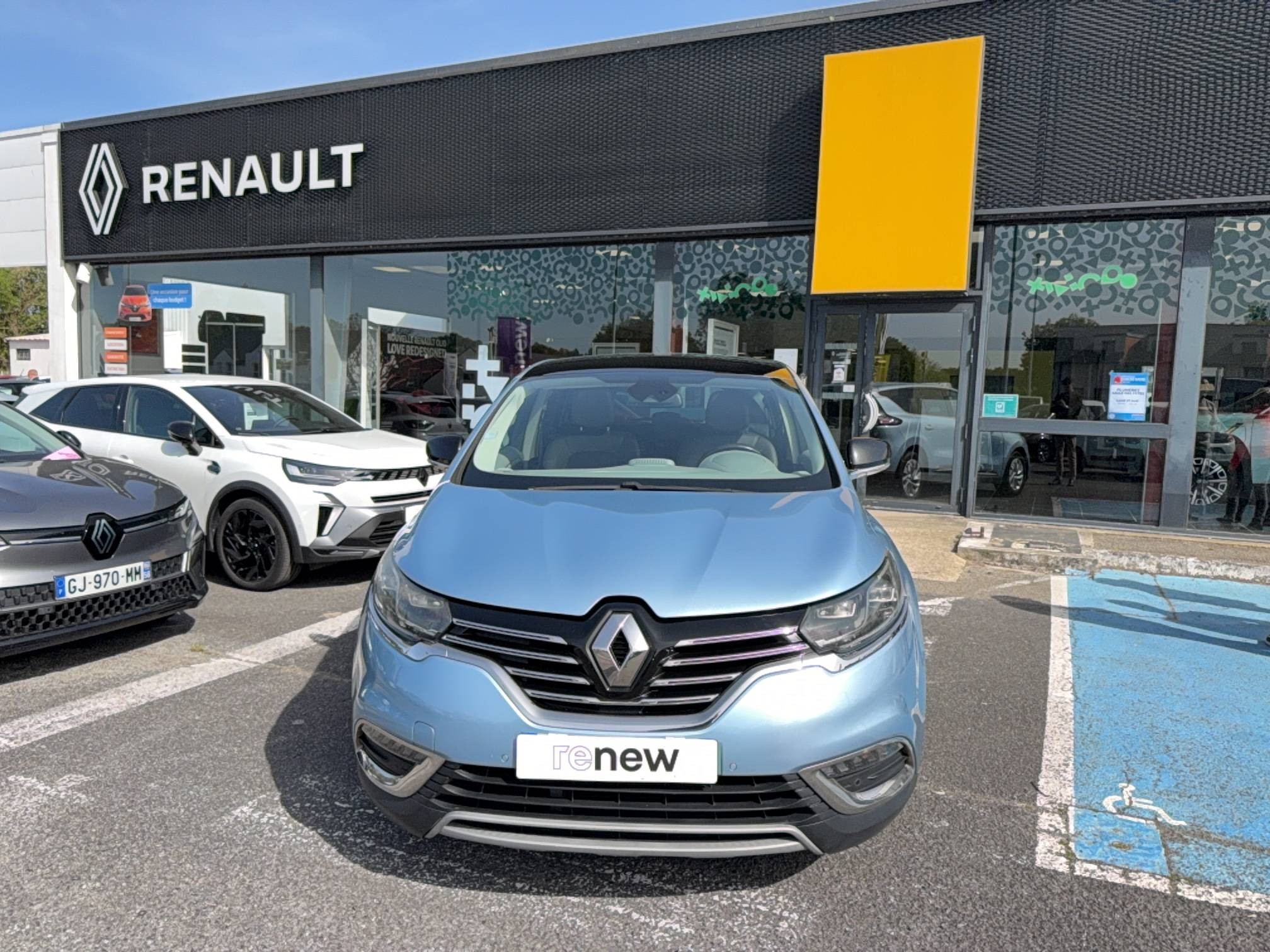 Vente en ligne Renault Espace 5 Espace dCi 160 Energy Twin Turbo au prix de 15 990 €