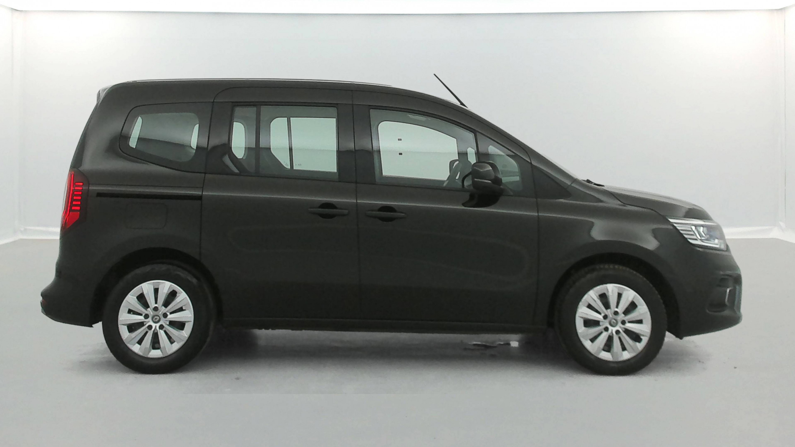 Vente en ligne Renault Kangoo  TCe 100 au prix de 19 990 €