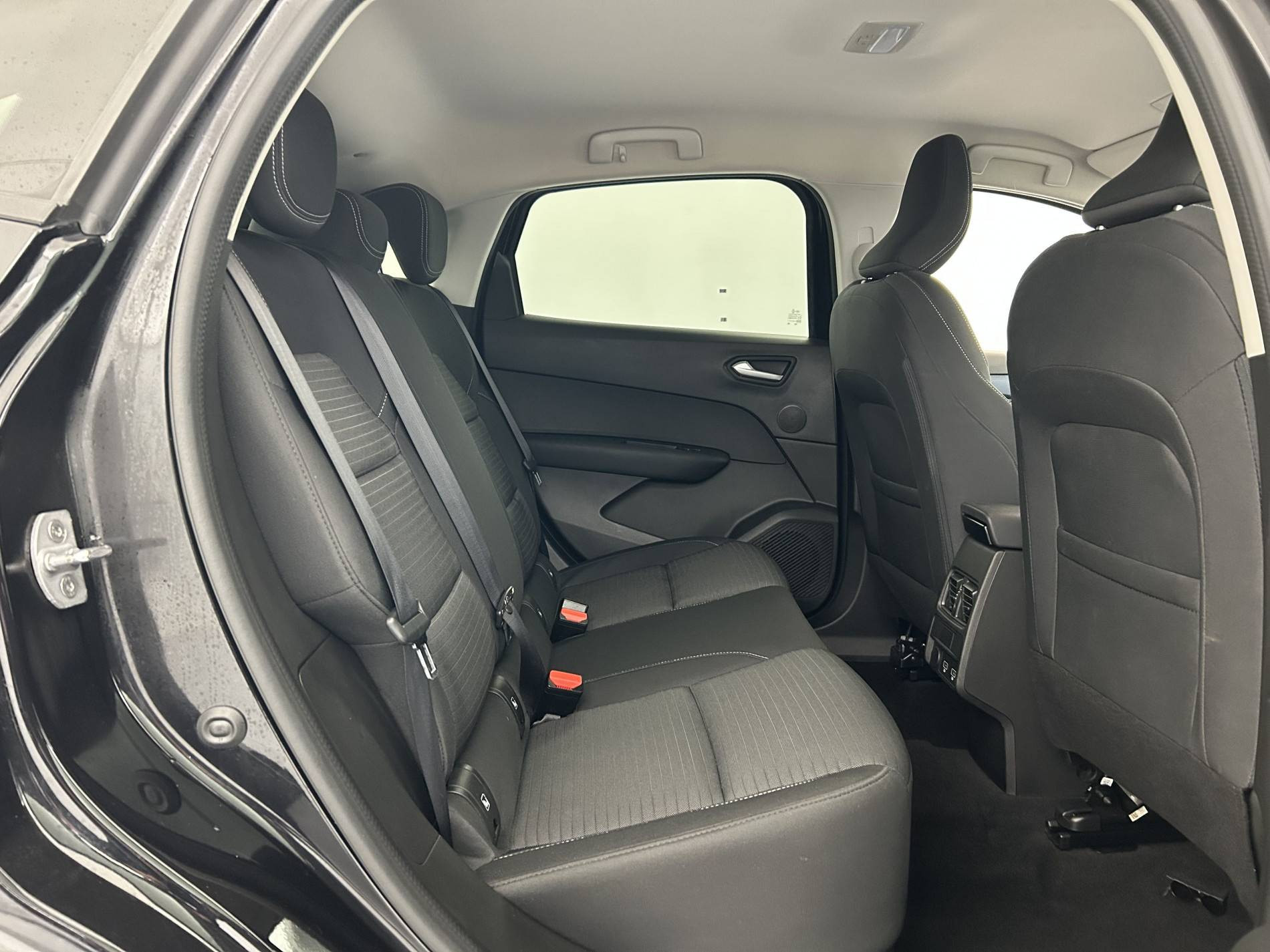 Vente en ligne Renault Arkana  mild hybrid 140 EDC FAP - 22 au prix de 18 500 €