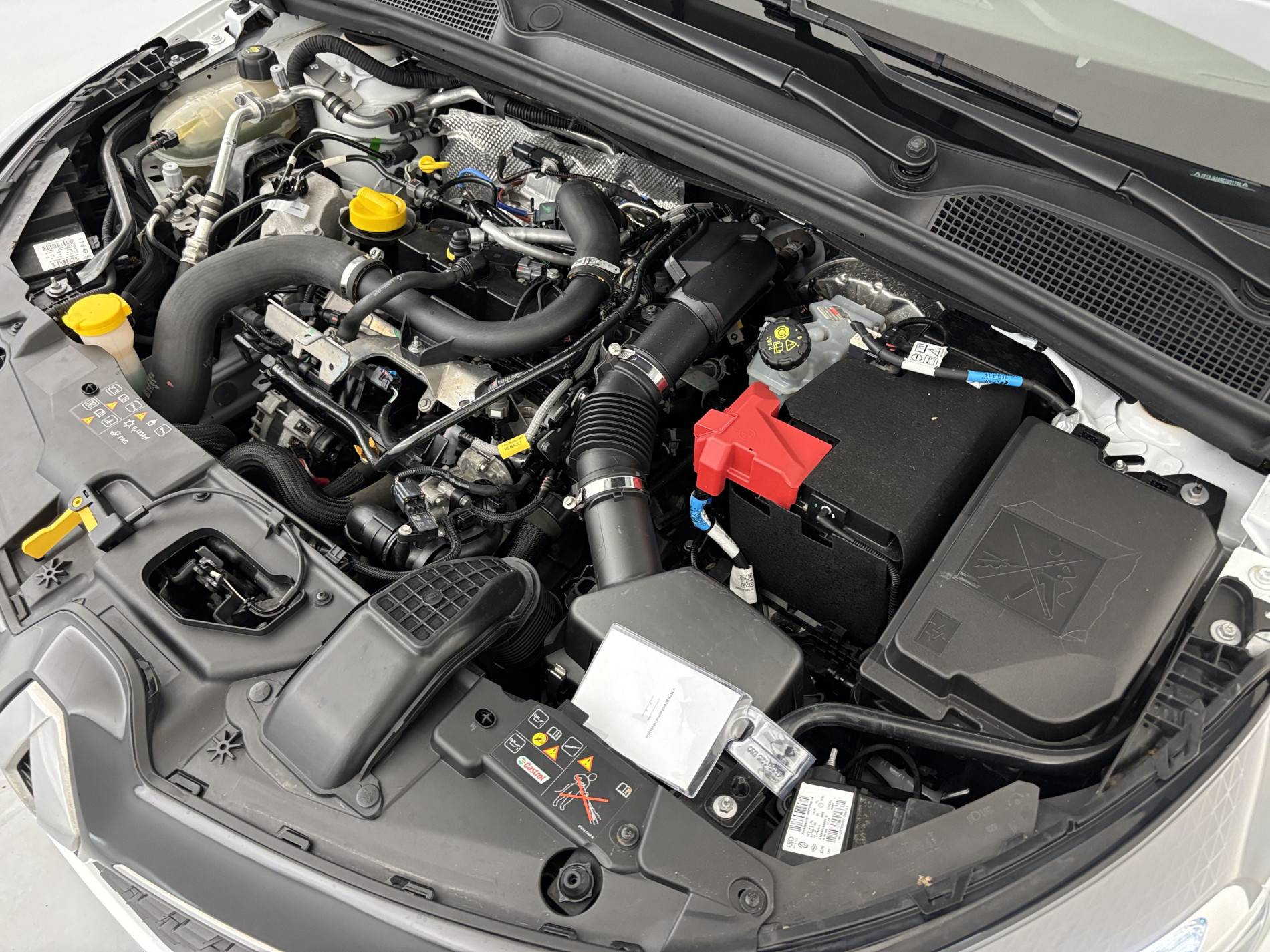 Vente en ligne Renault Clio 5 Clio TCe 90 - 21 au prix de 13 990 €