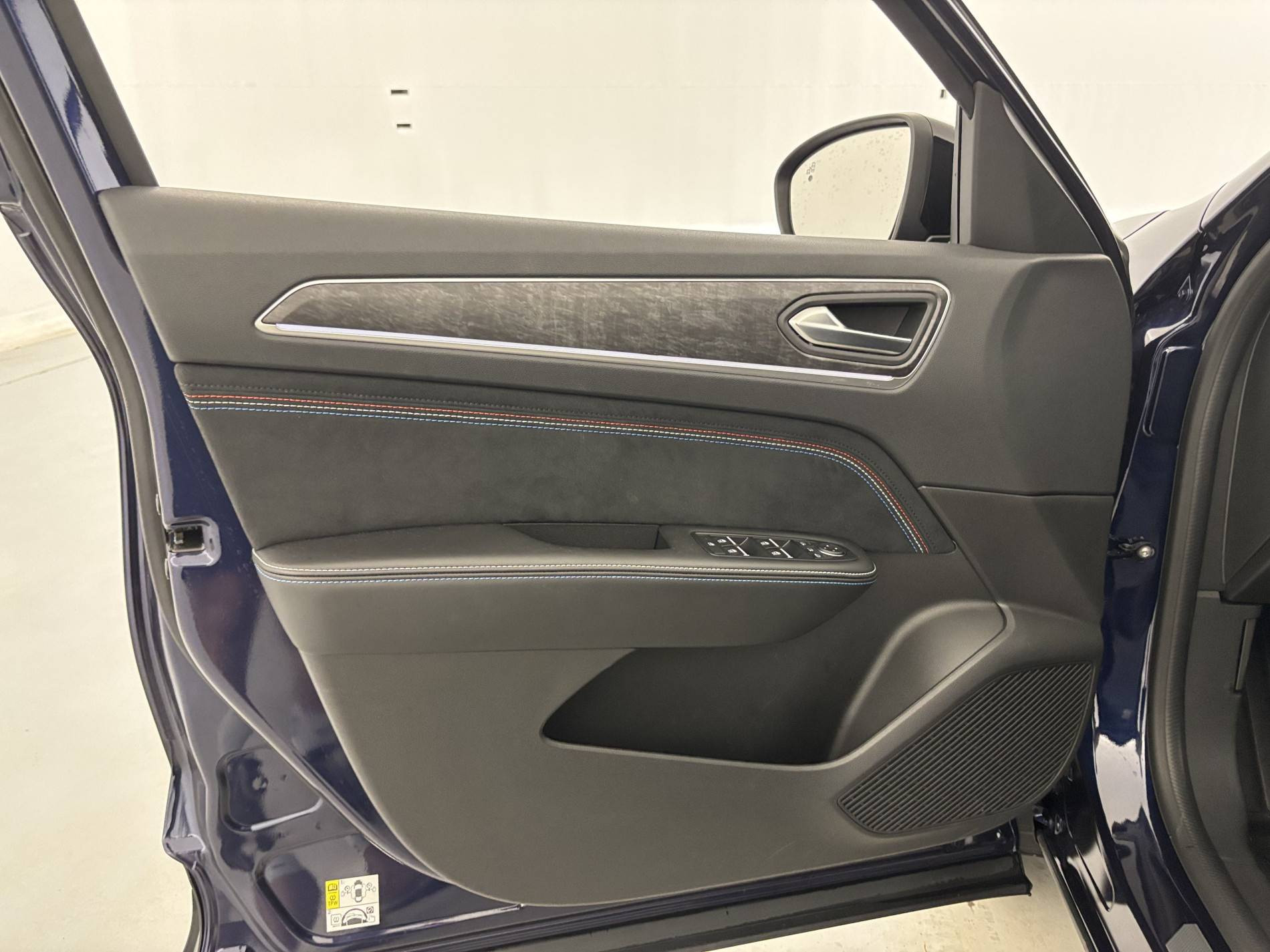 Vente en ligne Renault Arkana  E-Tech full hybrid 145 GSR2 au prix de 28 900 €